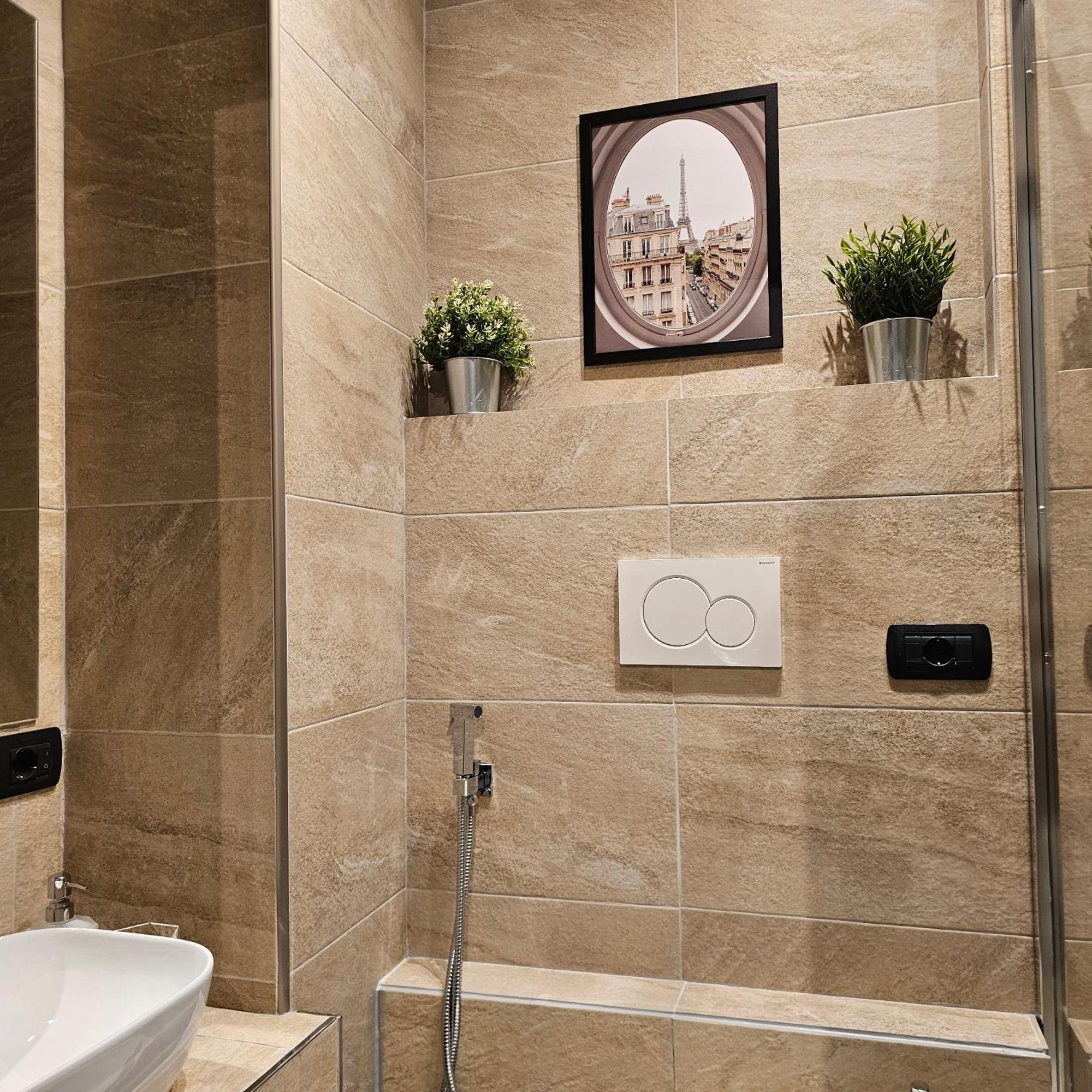 Triple Room Private Bathroom
