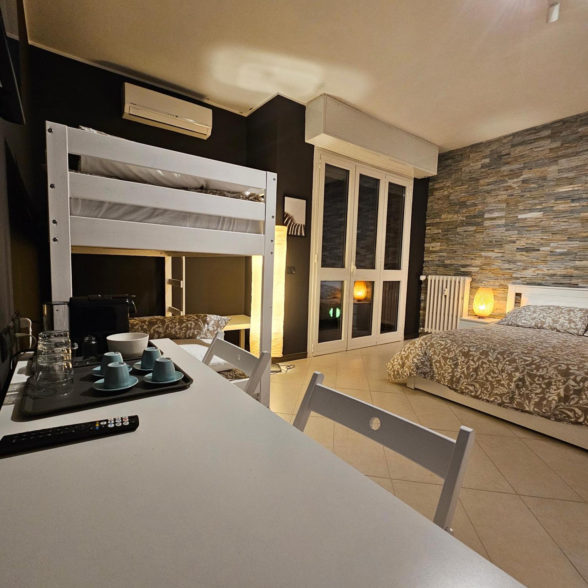 Quadruple Room Private External Bathroom