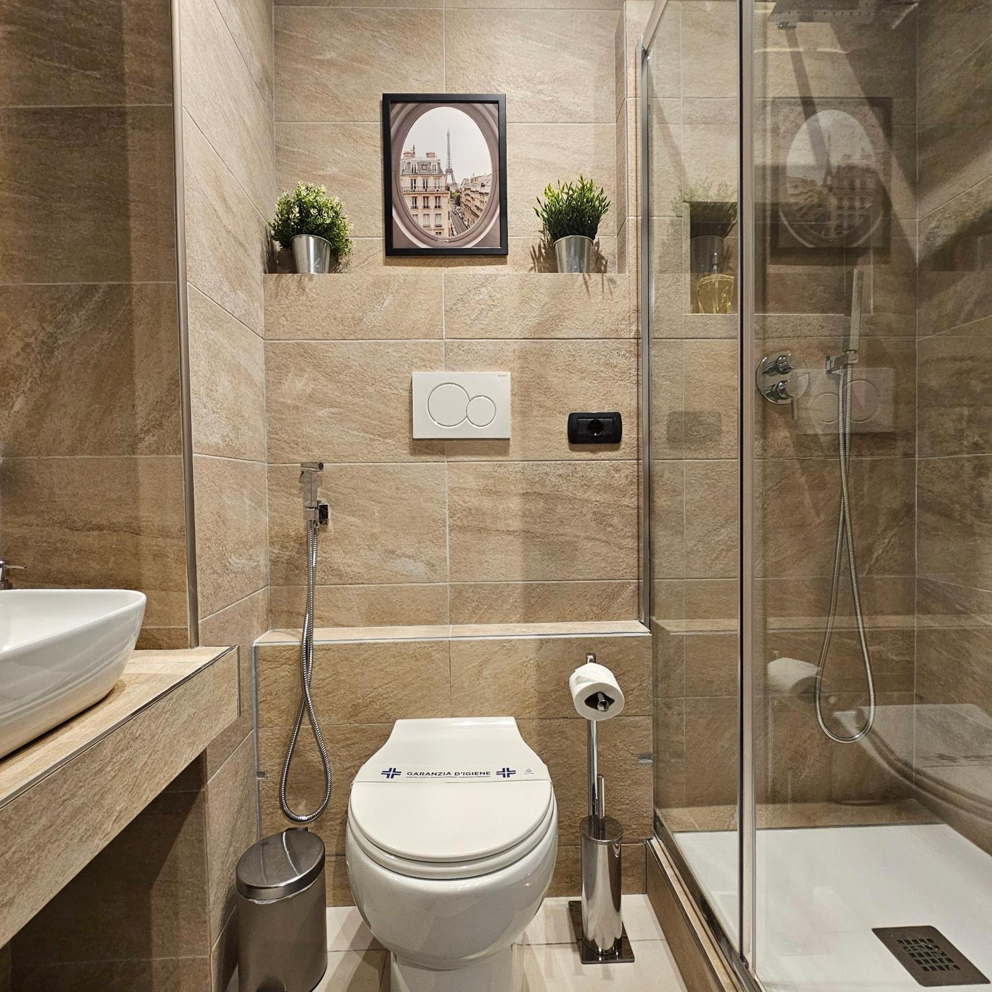 Triple Room Private Bathroom