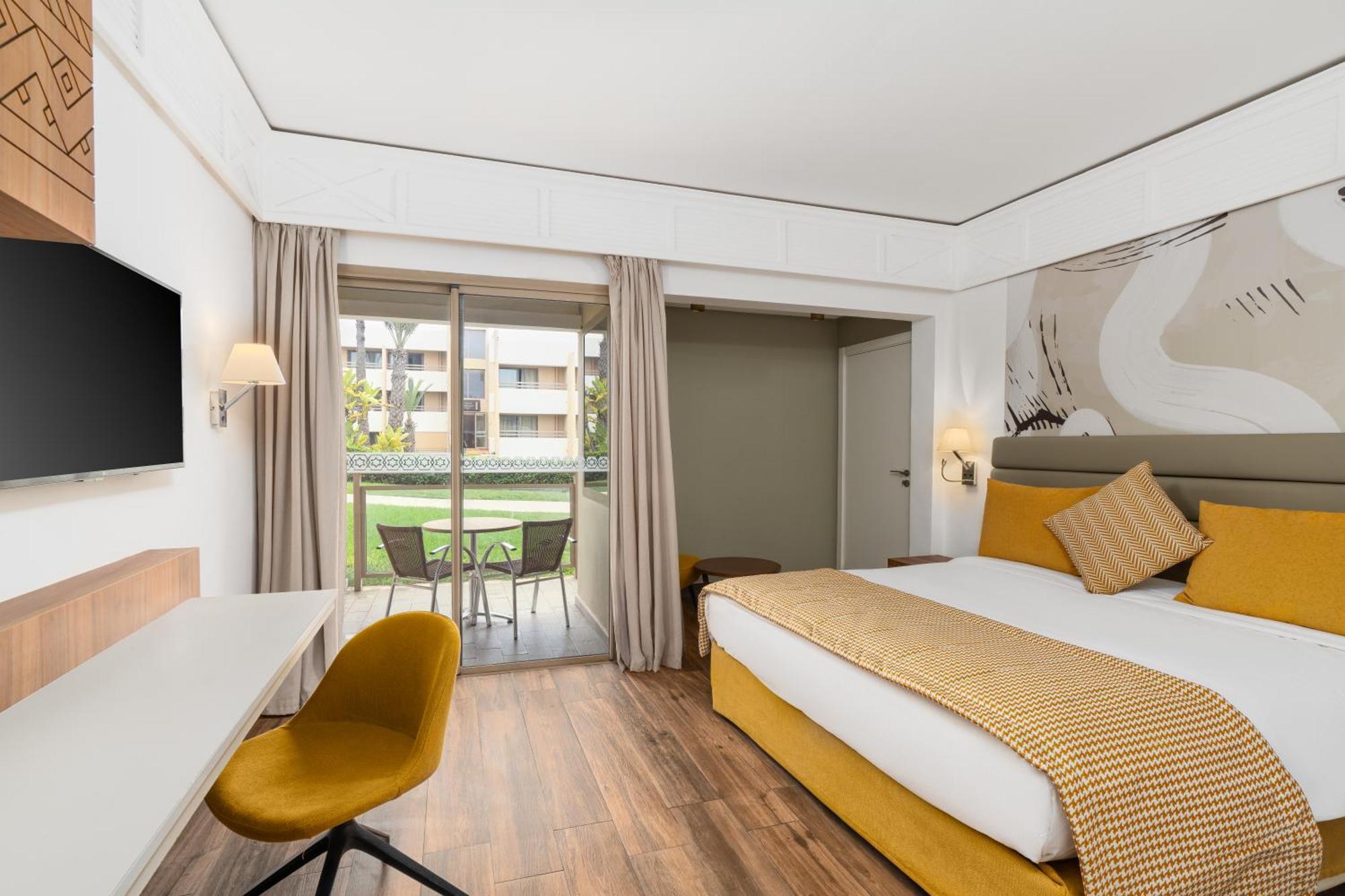 Double Room with Pool View