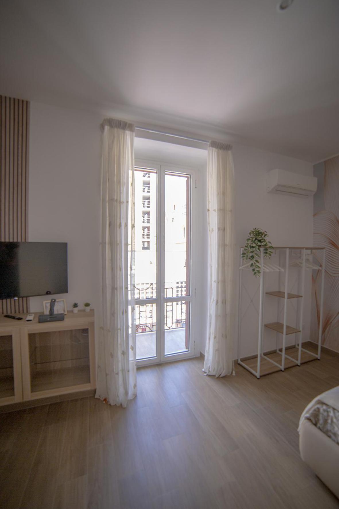 King Room,1620573673:JPEG