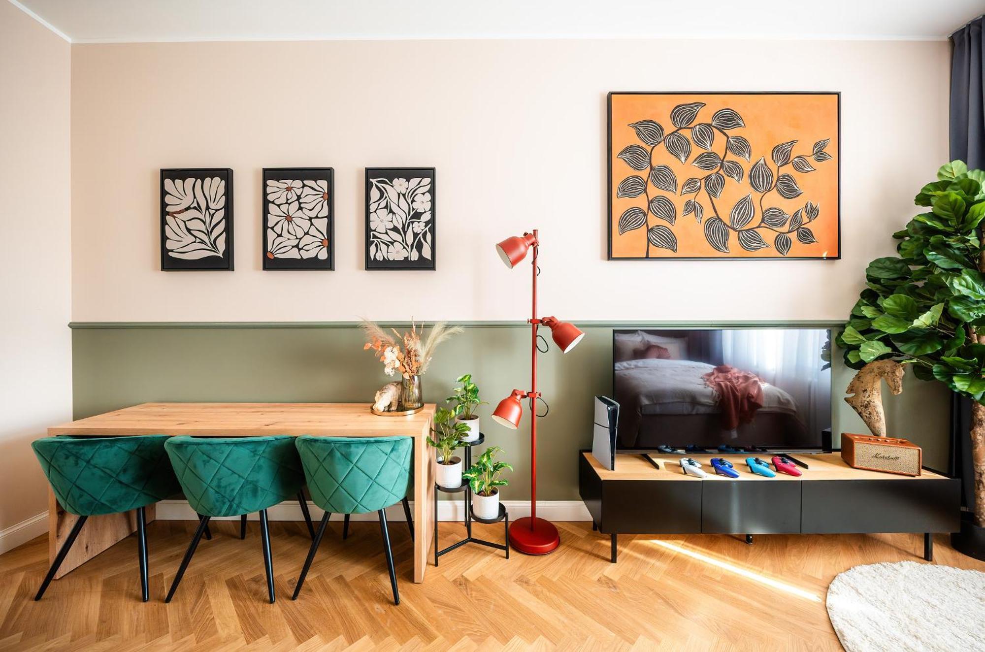 Two-Bedroom Deluxe Apartment Balcony