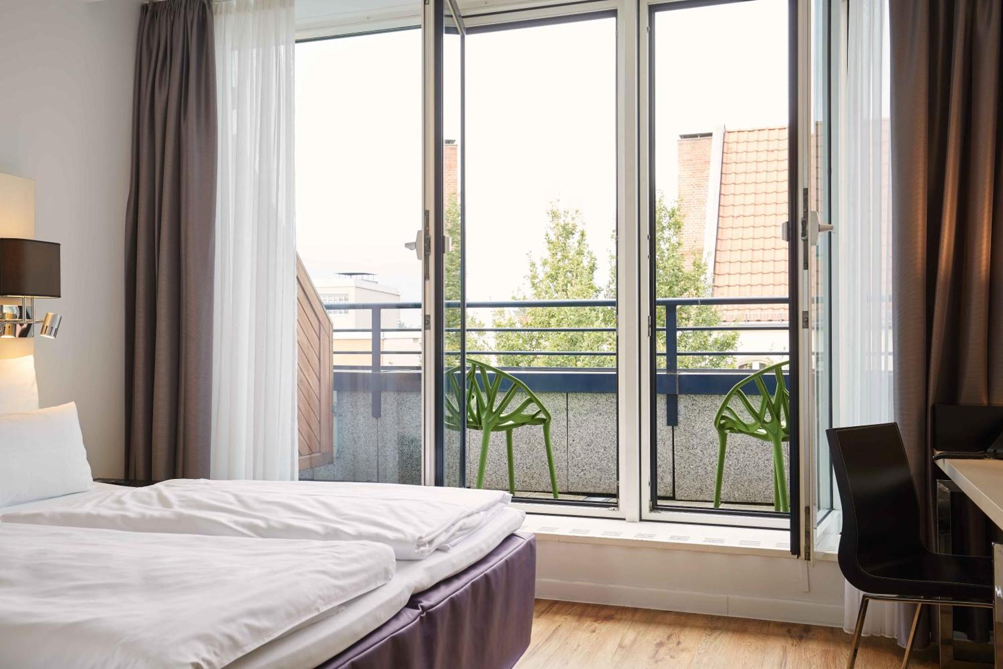 Superior Balcony