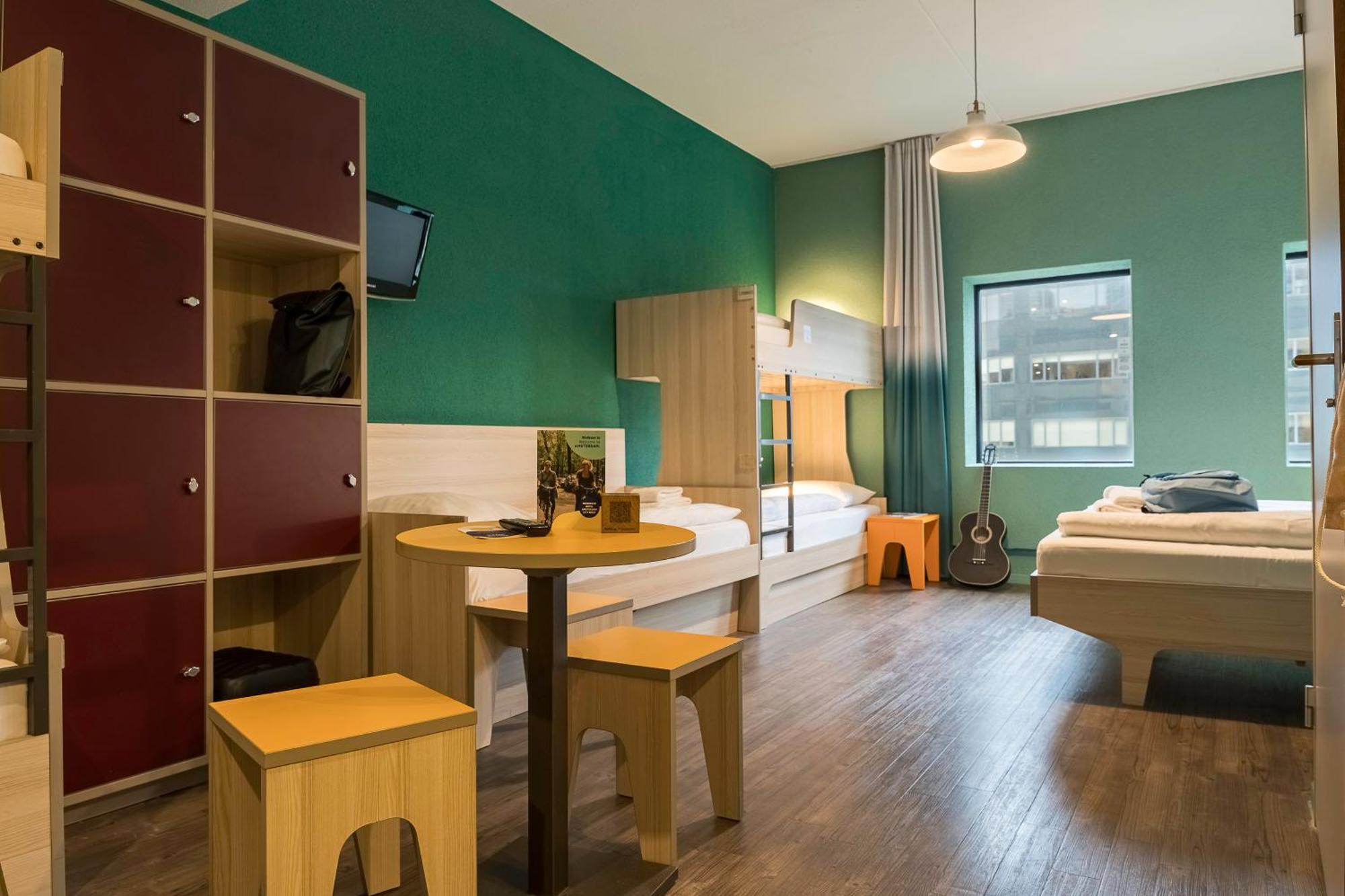 Bed a Dormitory max 7 Beds