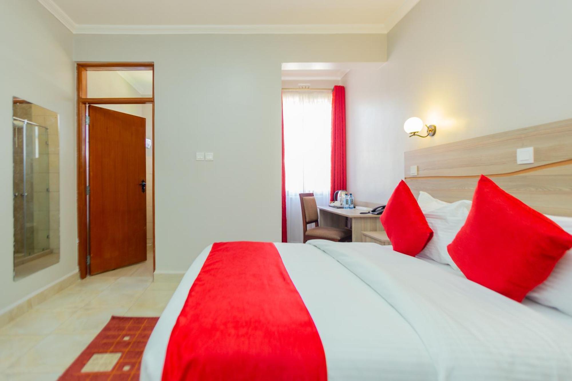 Superior Queen Room