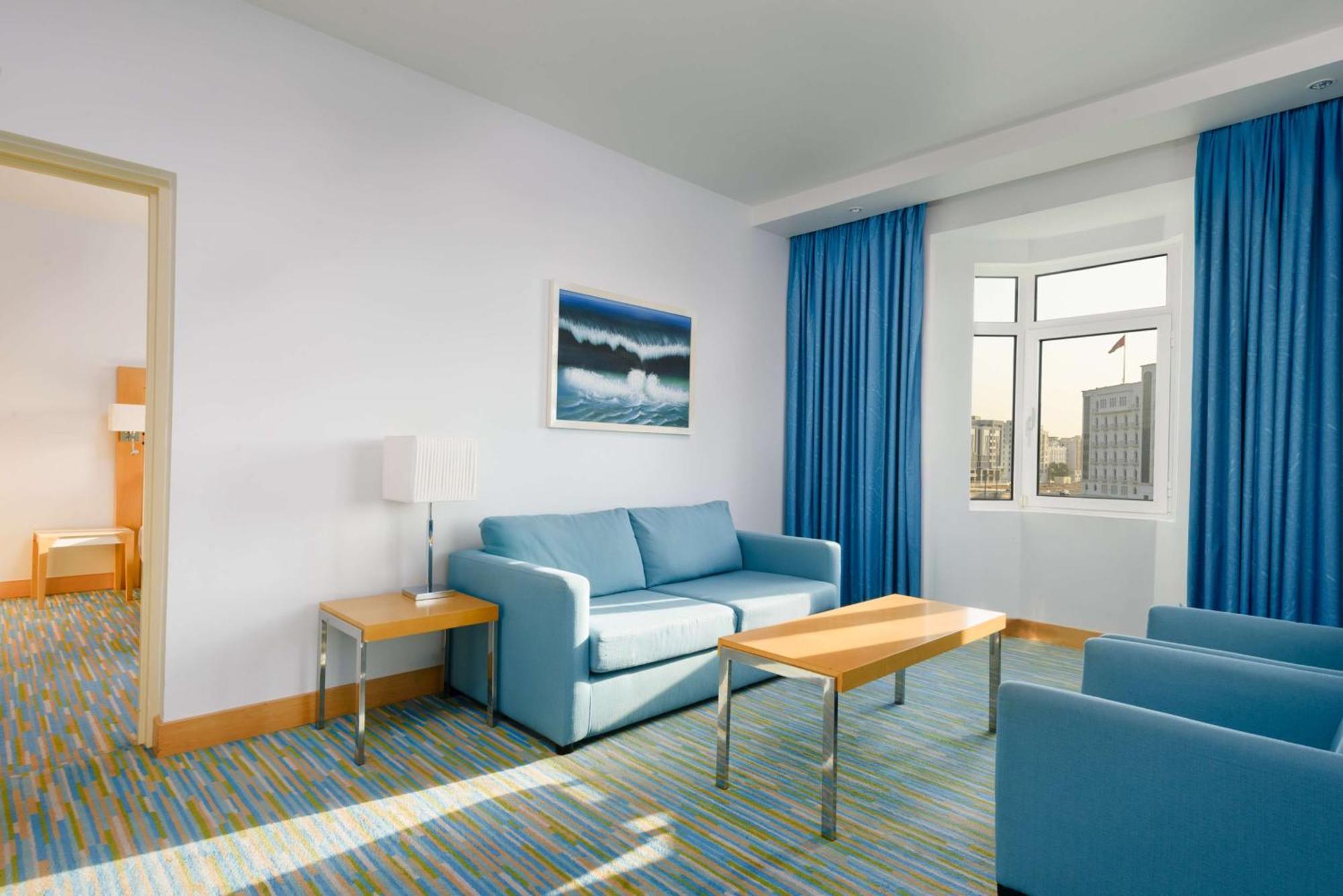 Suite Lounge Access