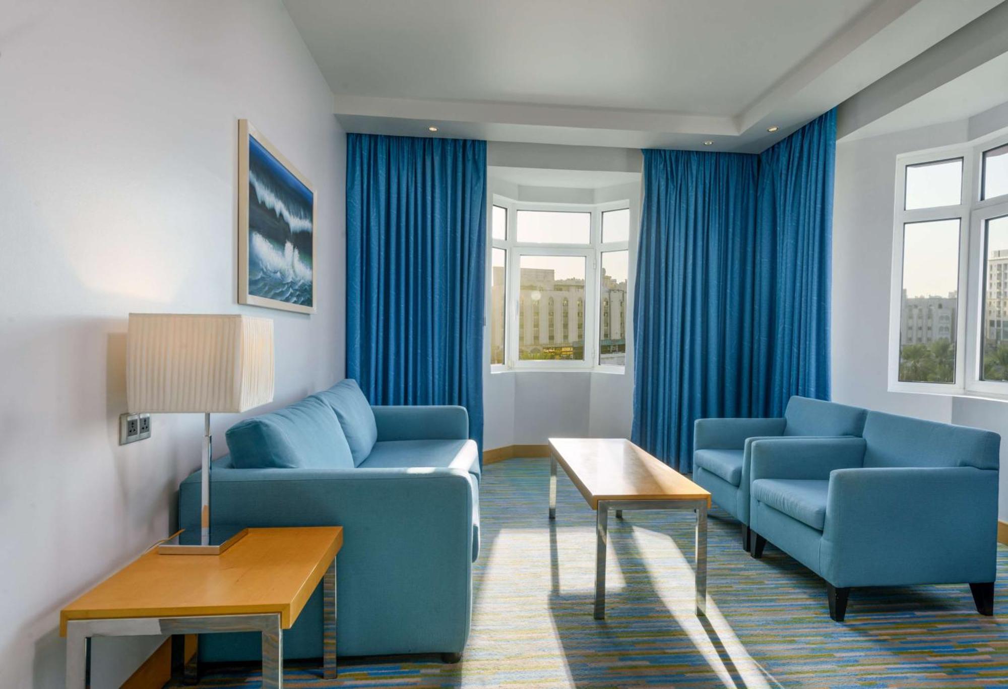Suite Lounge Access