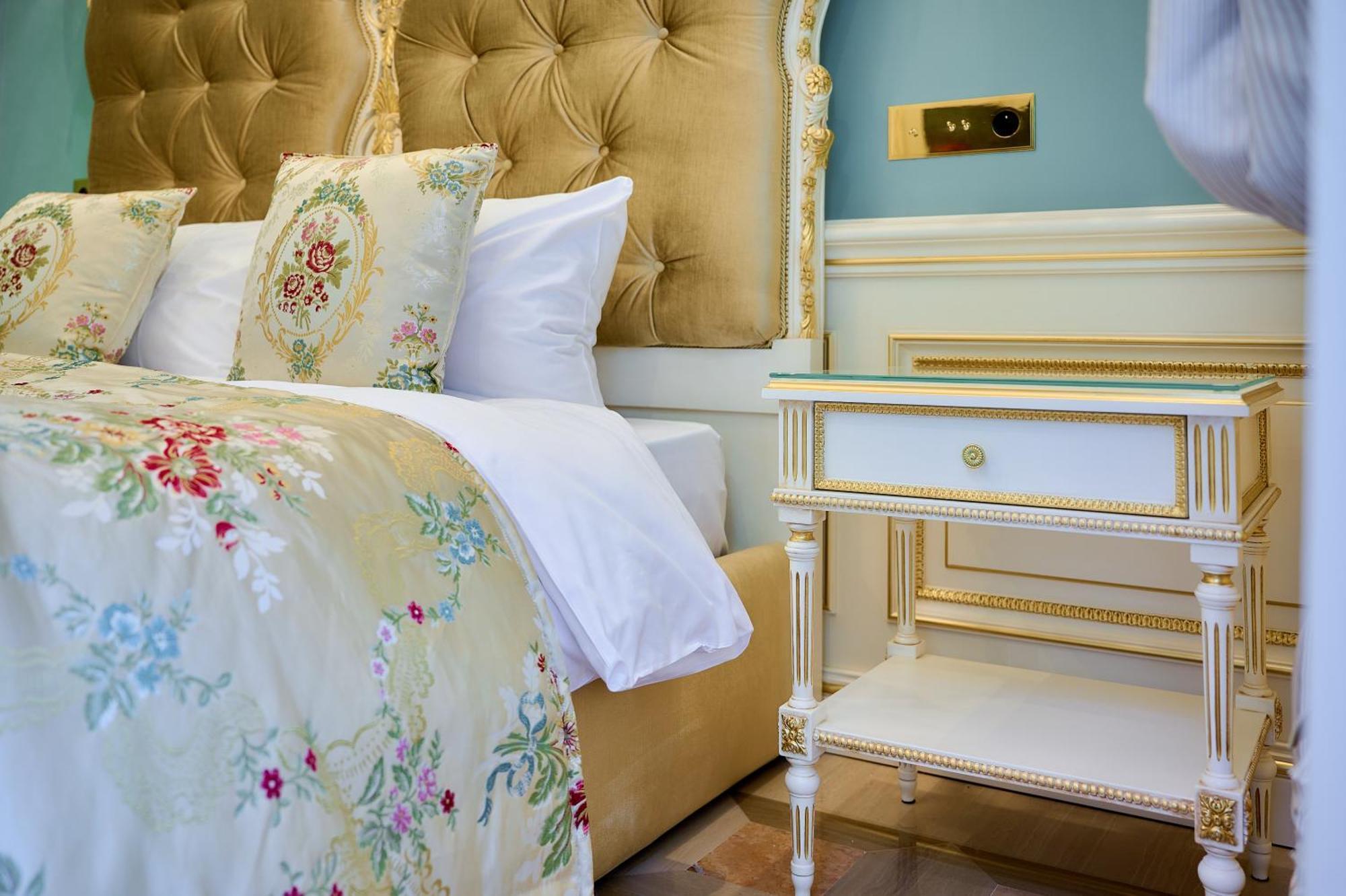 Deluxe Suite Nuits-Saint-Georges