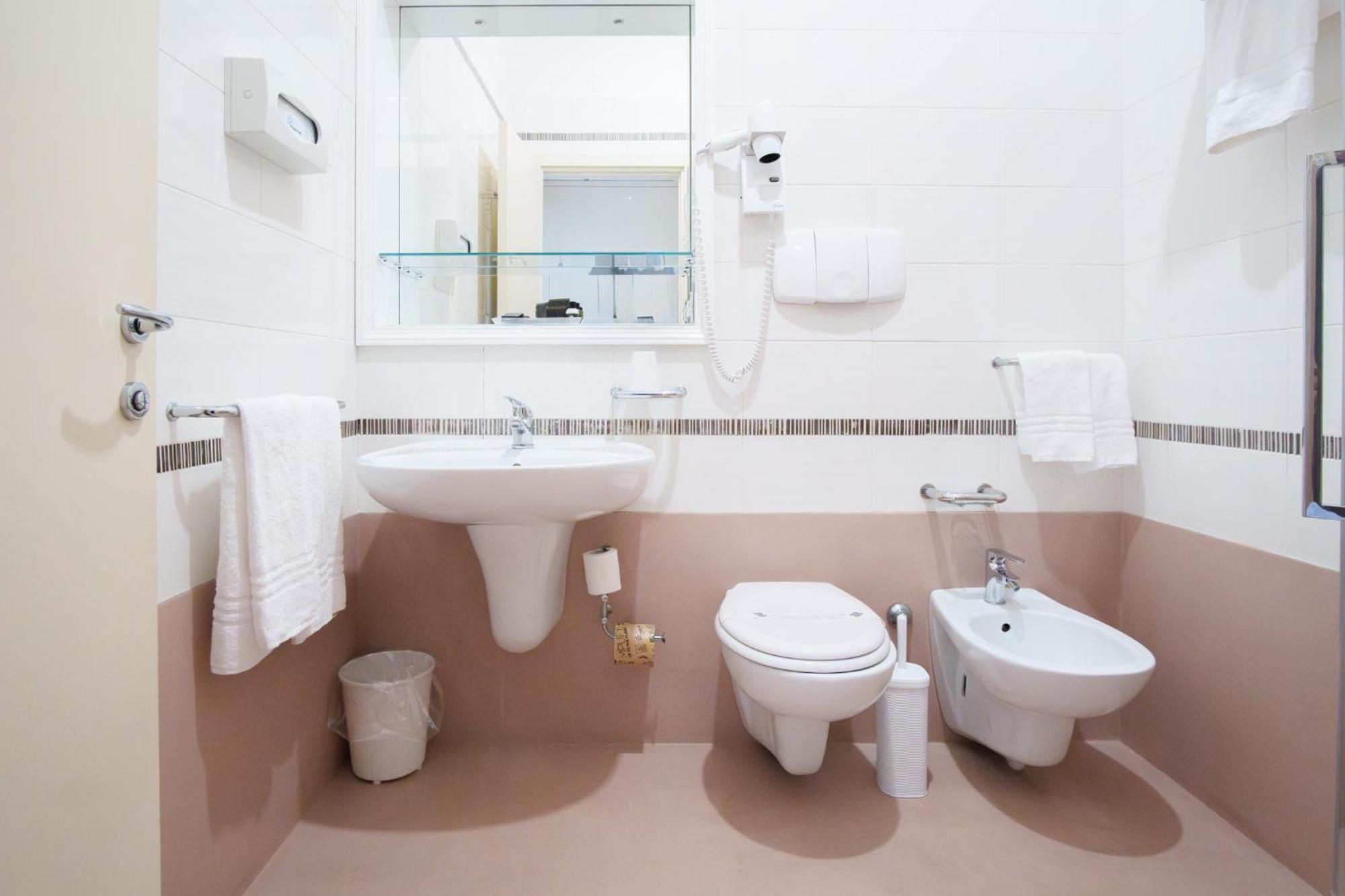 Comfort Double or Twin Room