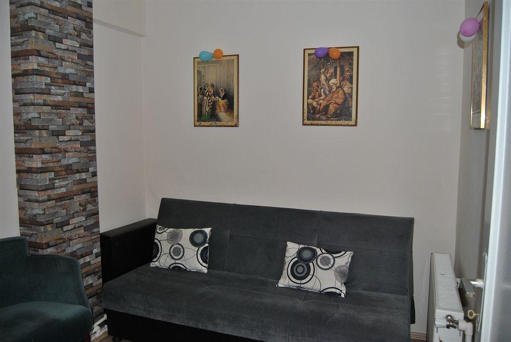 Deluxe Junior Suite,162768786:JPEG