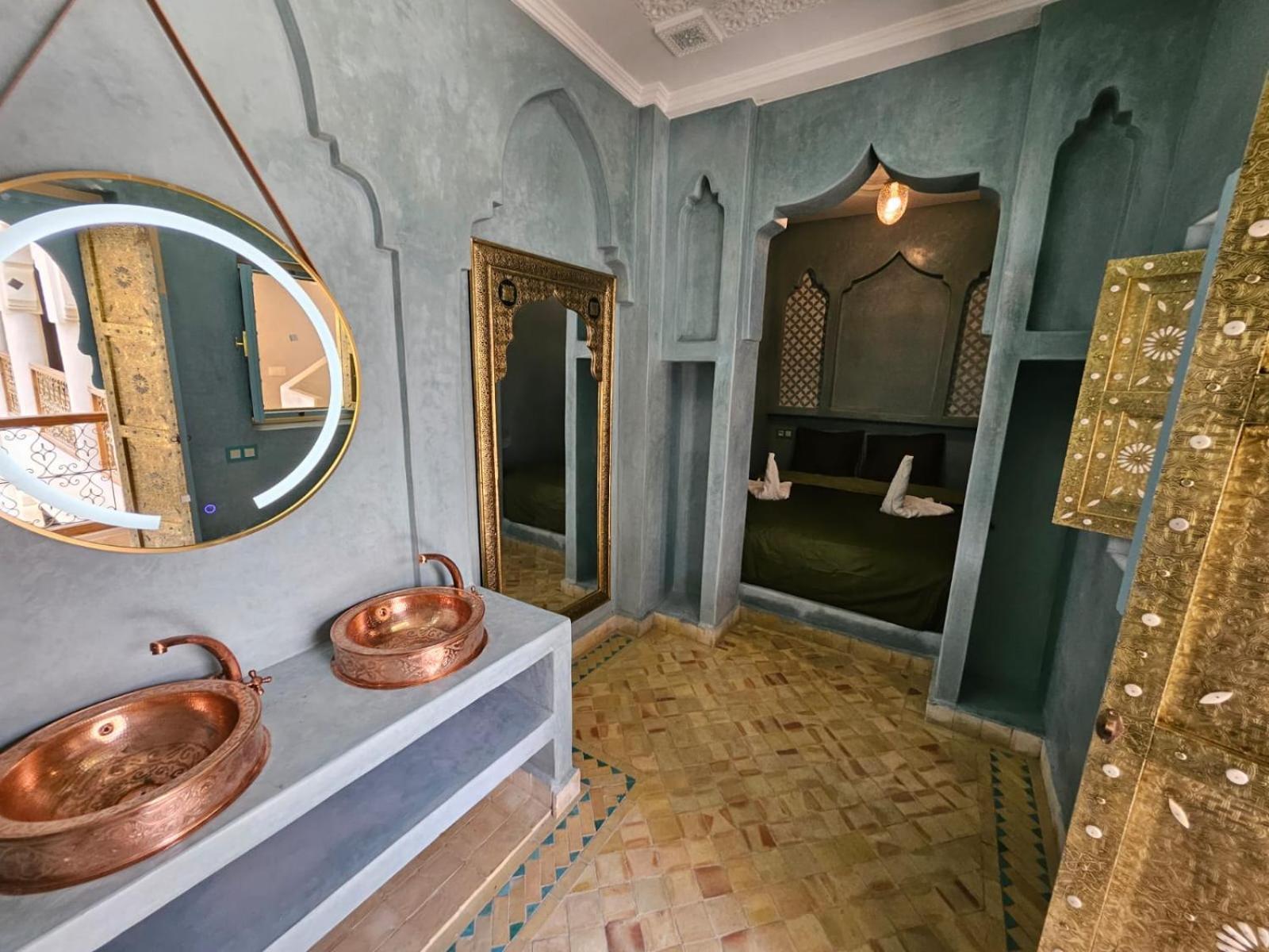 Chambre Quadruple avec Salle de Bains Privative