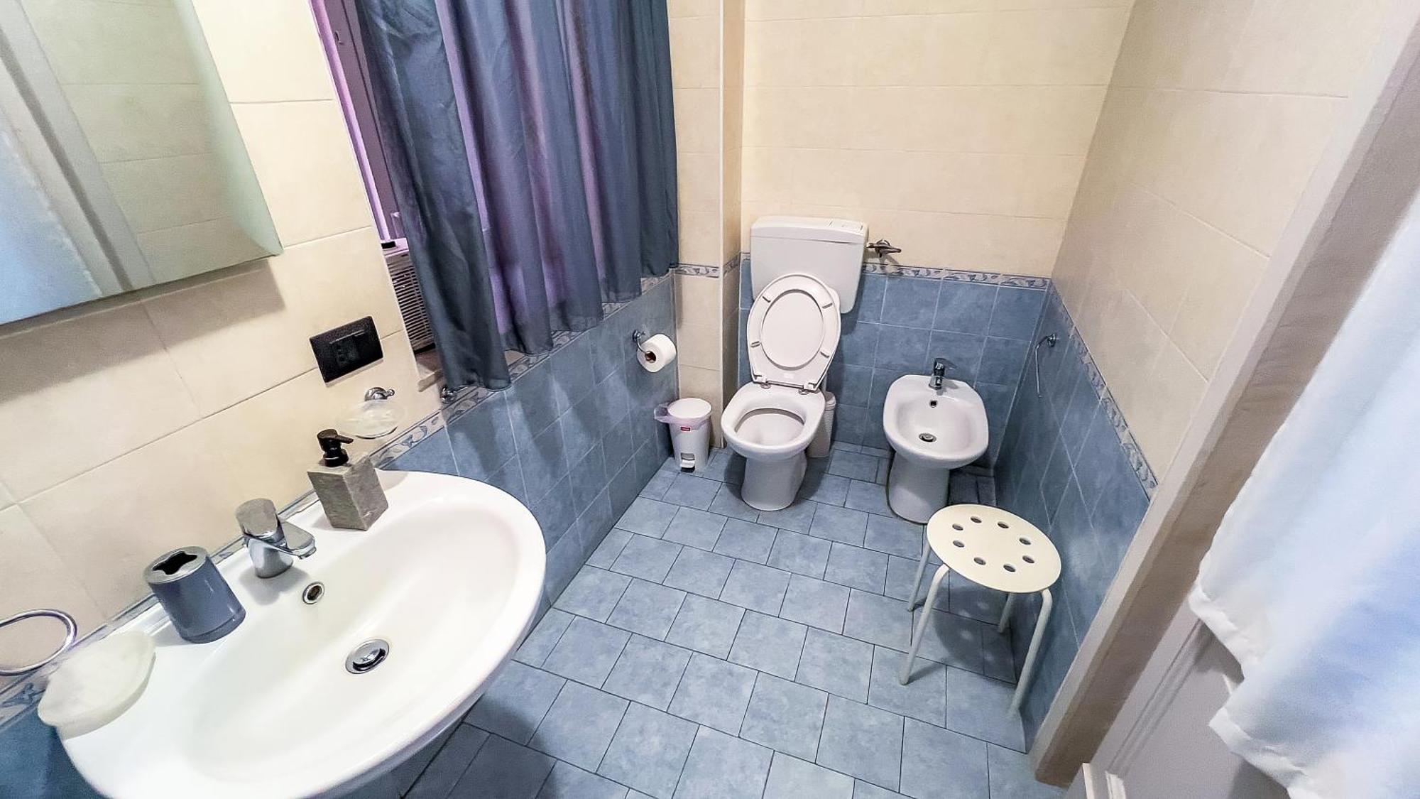 Double Room Private External Bathroom