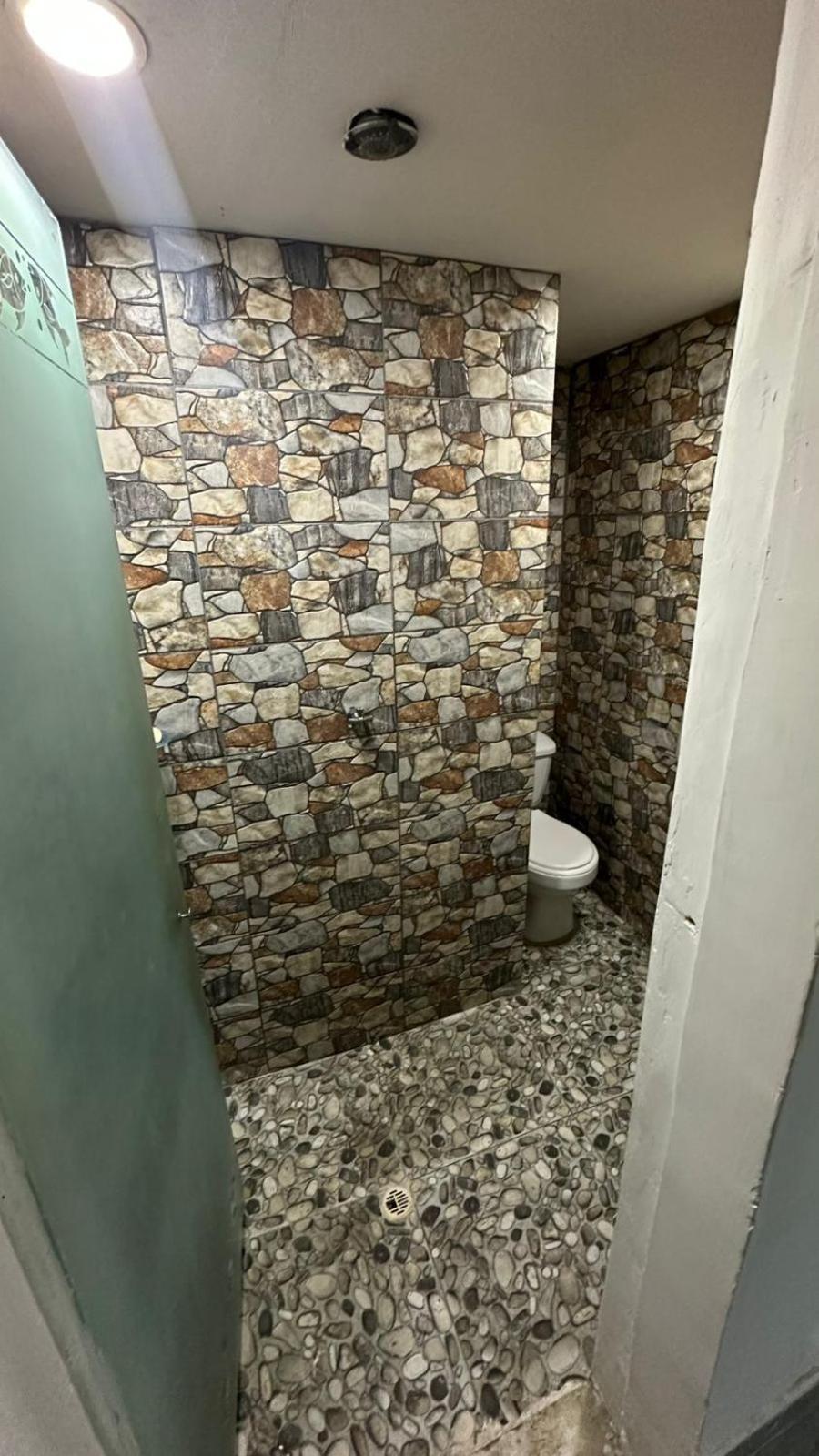 Family Room Private Bathroom,1630376716:JPEG