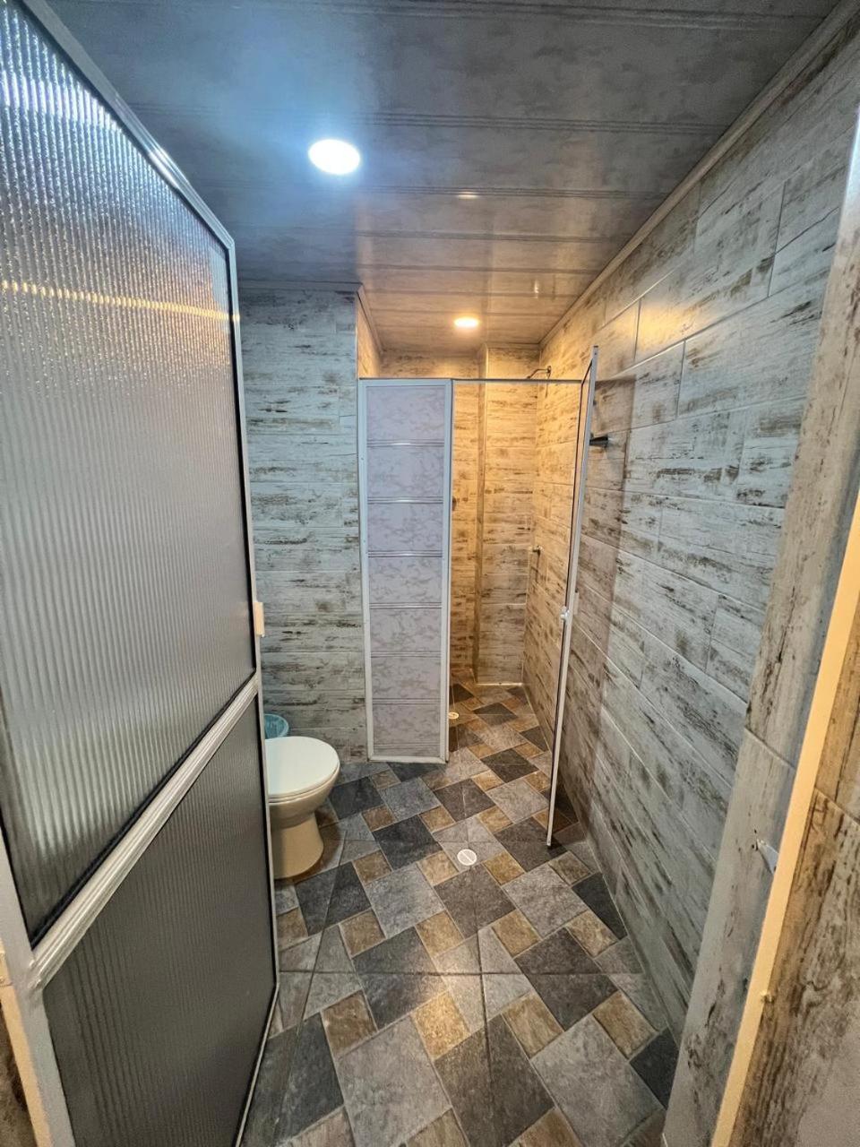 Family Room Private Bathroom