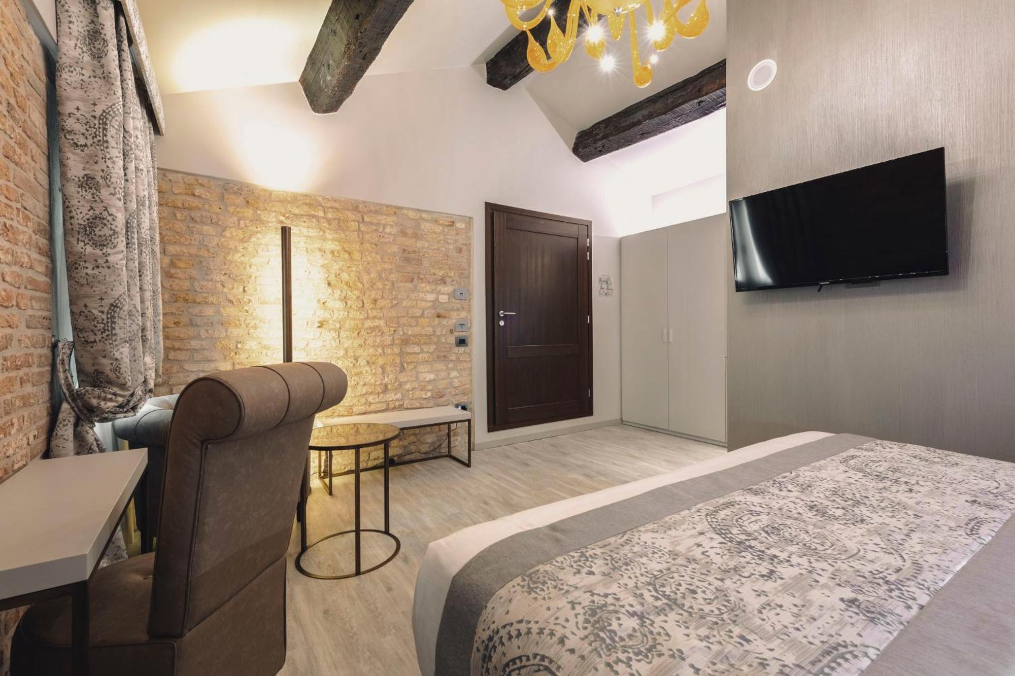 Romantic Junior Suite