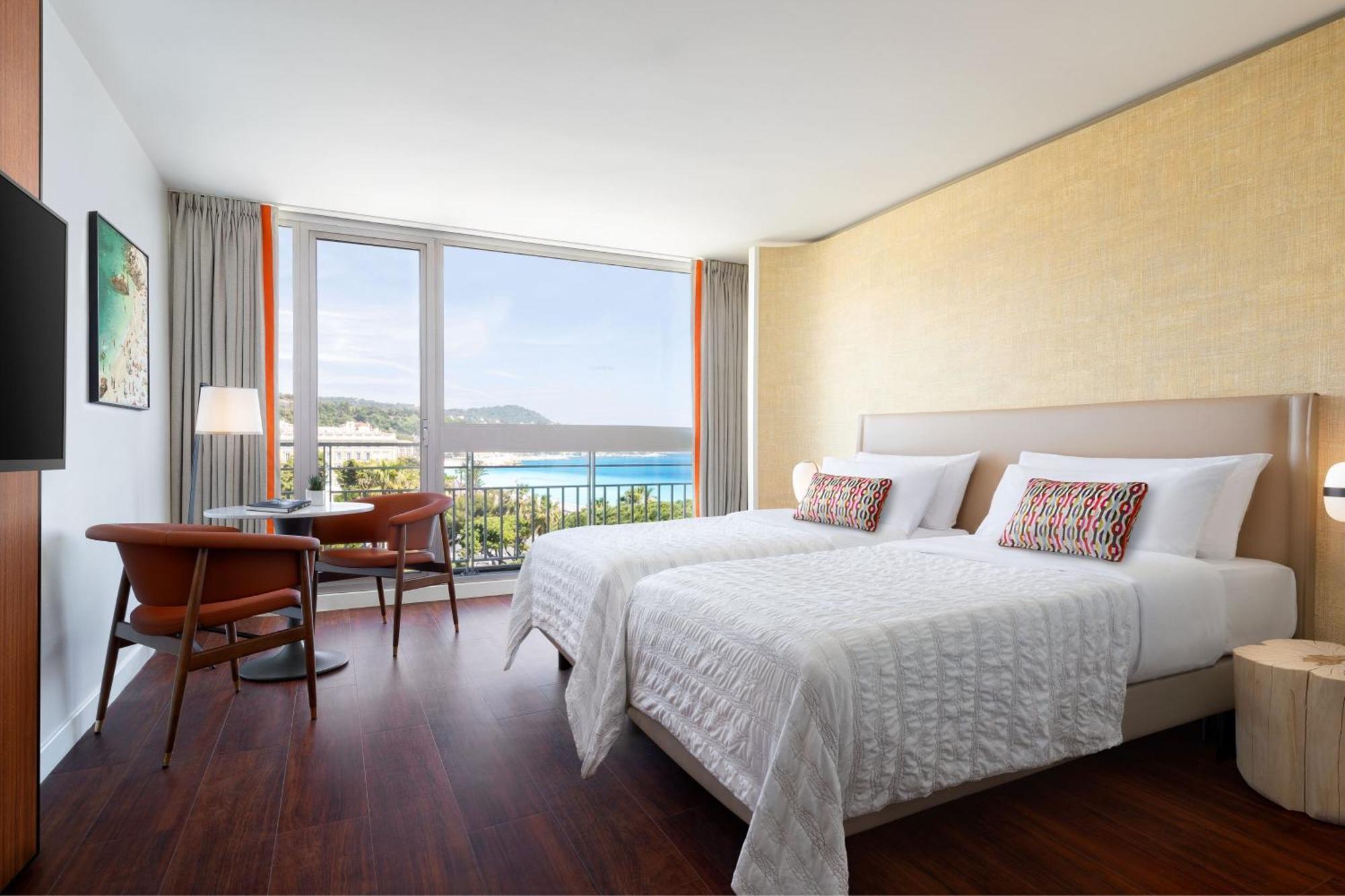 Deluxe room Sea Garden view Twin Bed