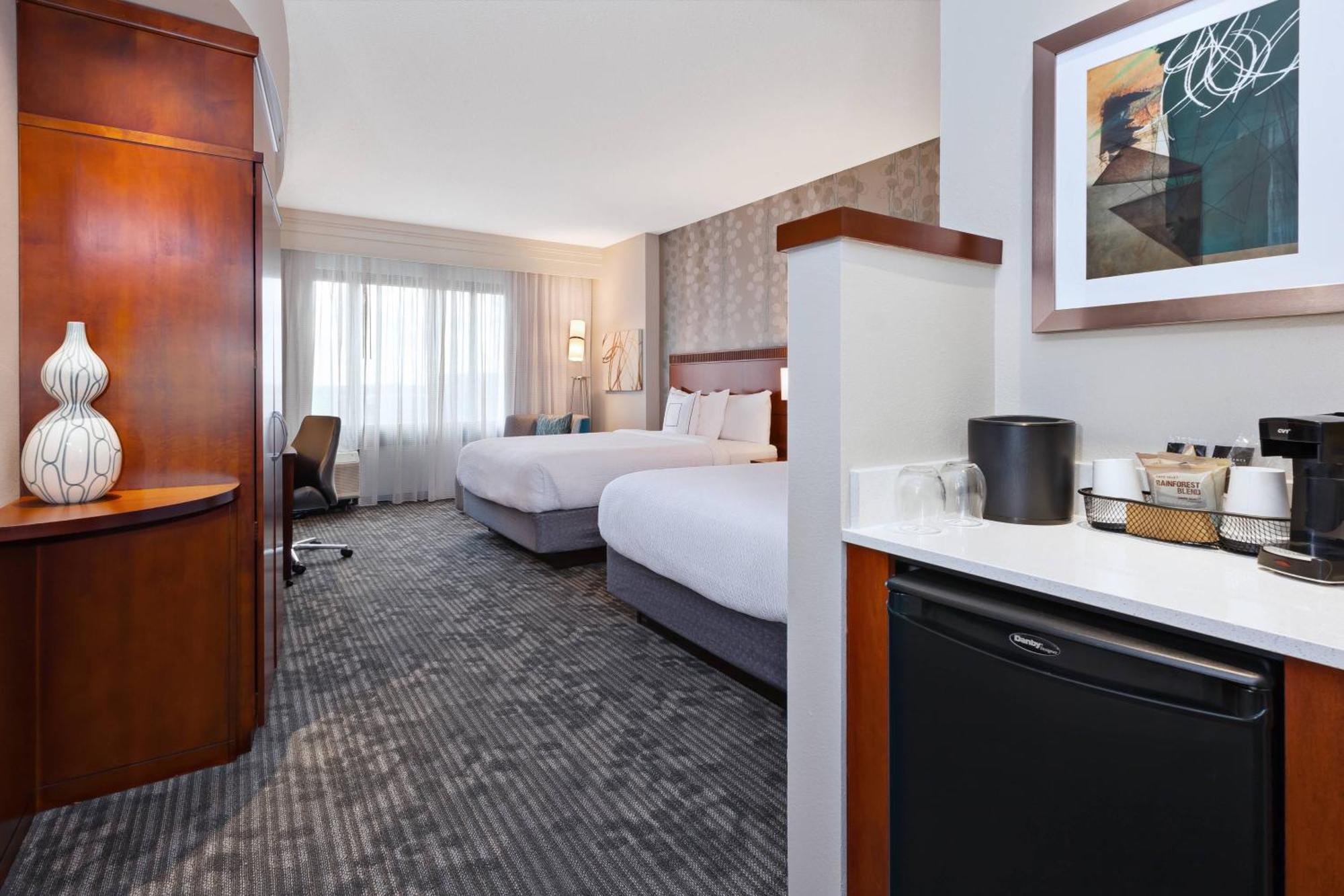 Queen Room Two Queen Beds