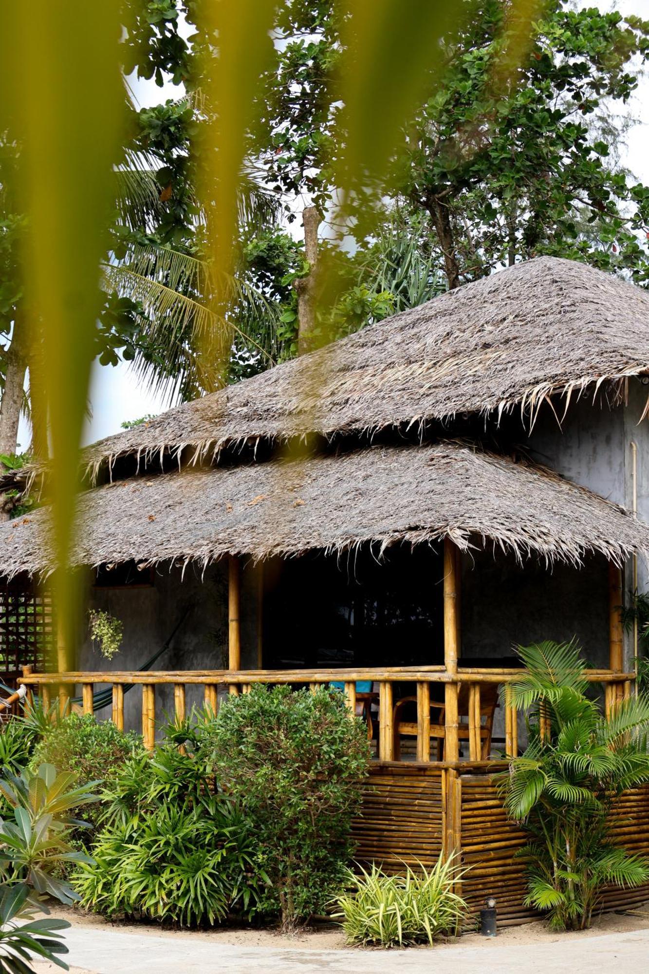 Deluxe Bungalow Garden View