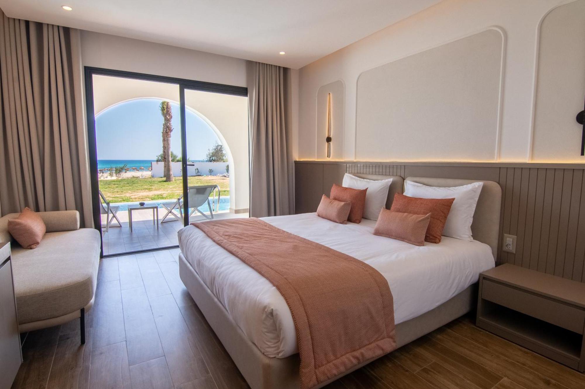 Double Room Pool View