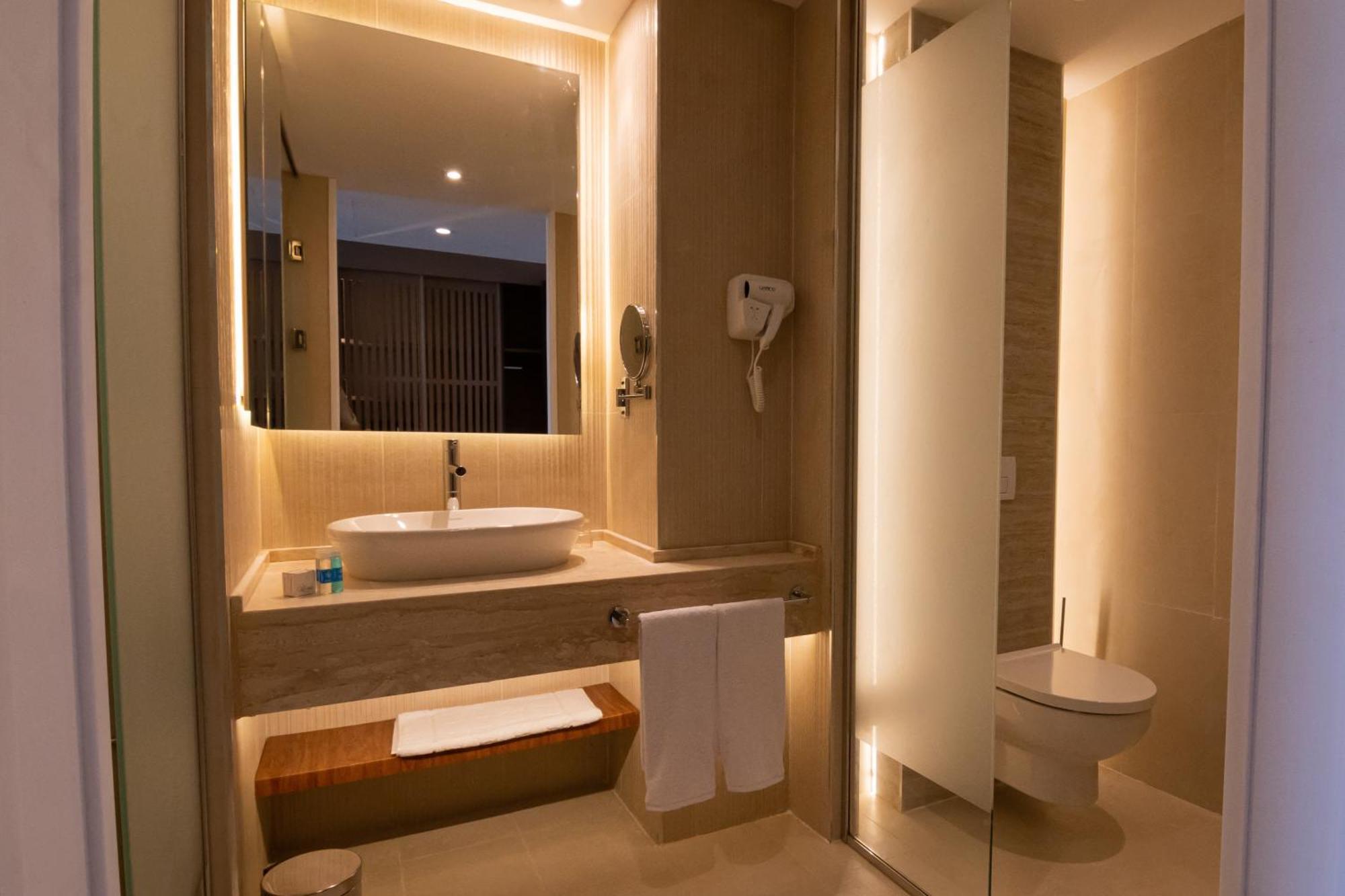 Chambre Double - Vue sur Piscine