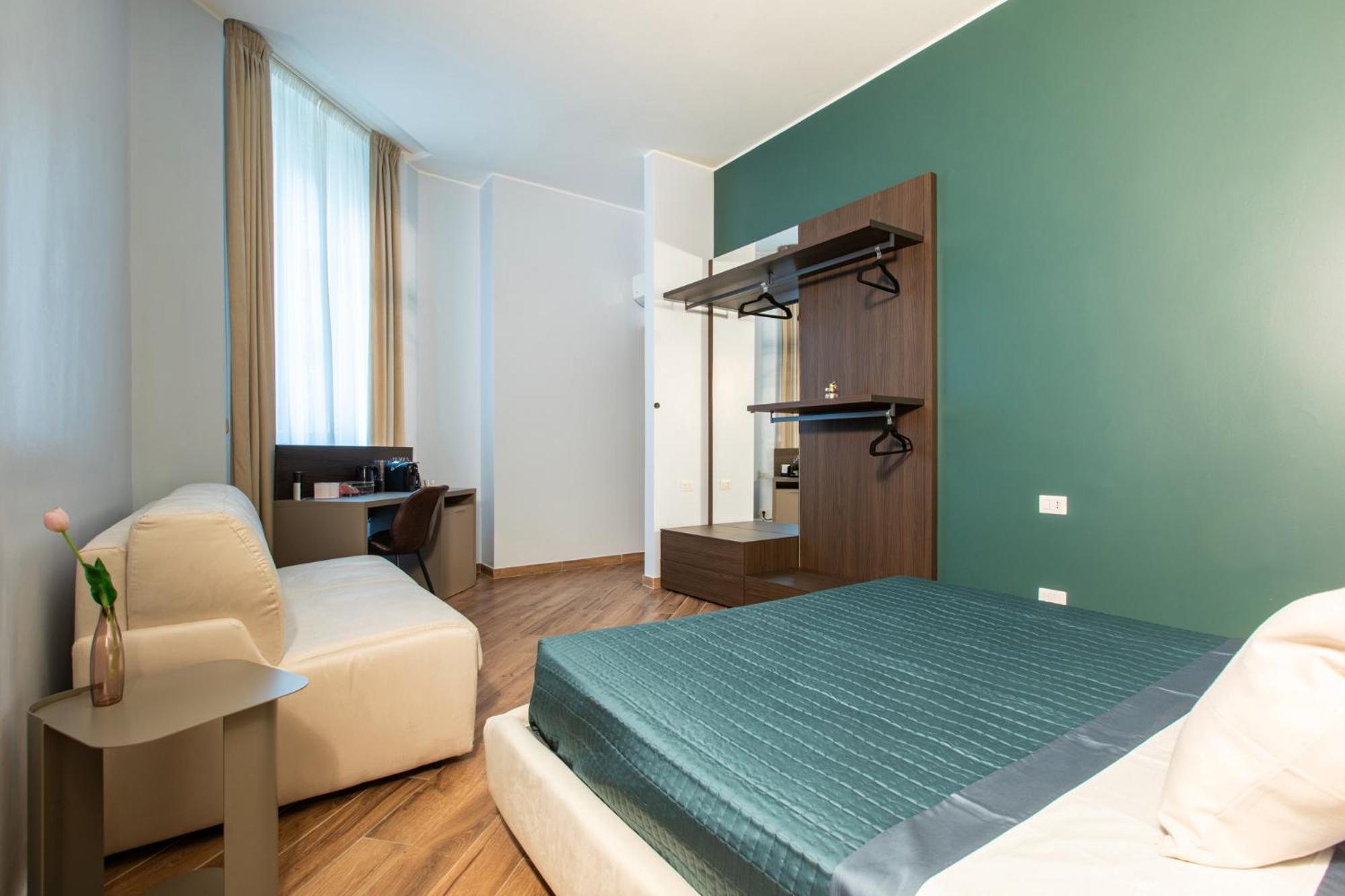 Deluxe Family Room