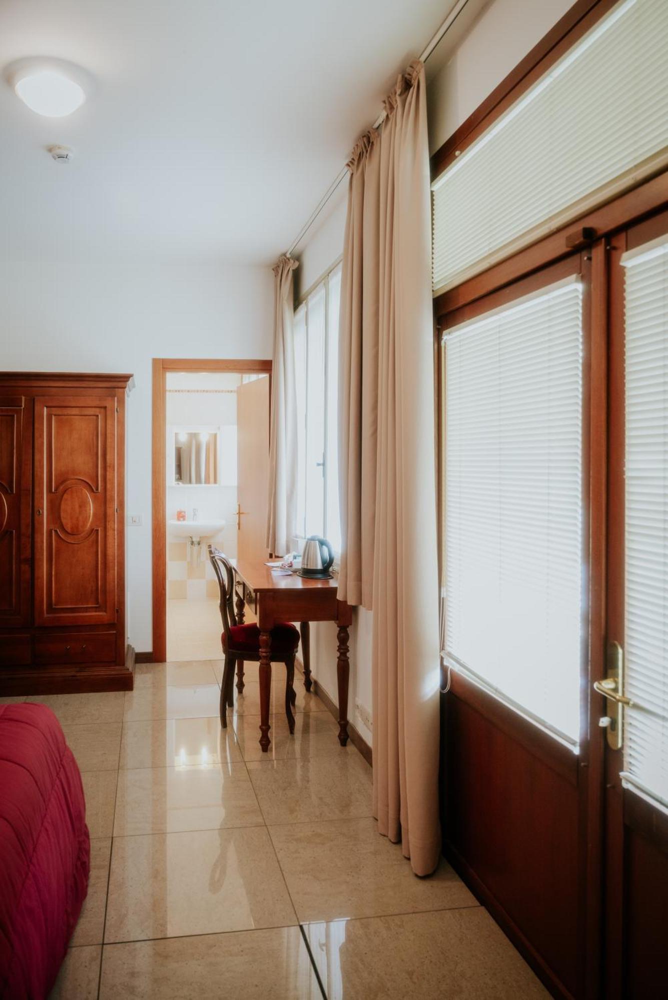 Superior Single Room