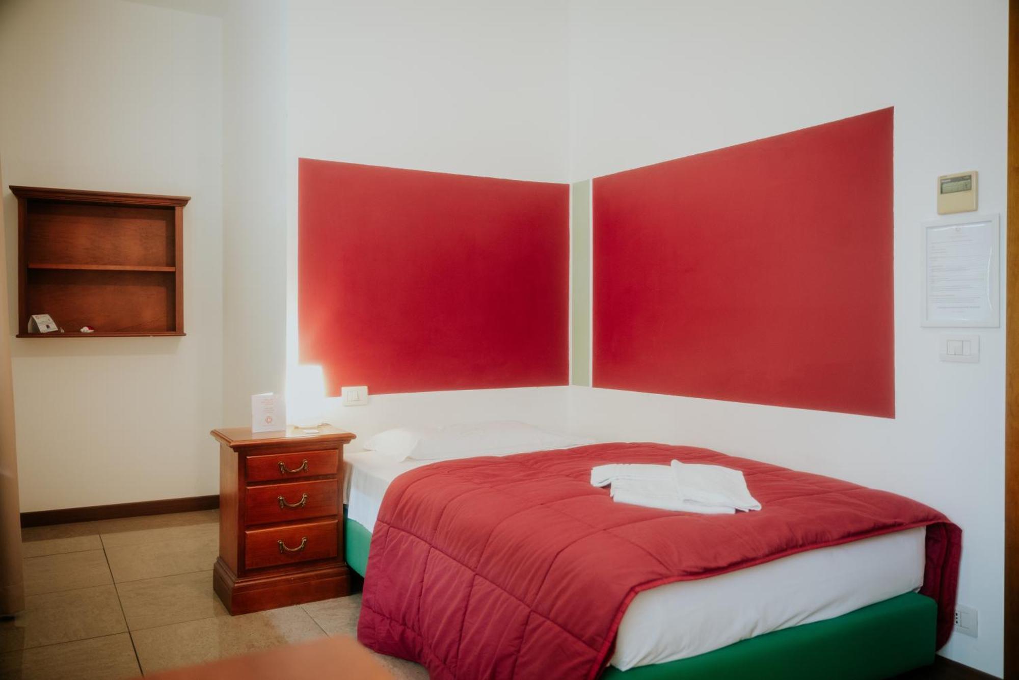 Superior Single Room