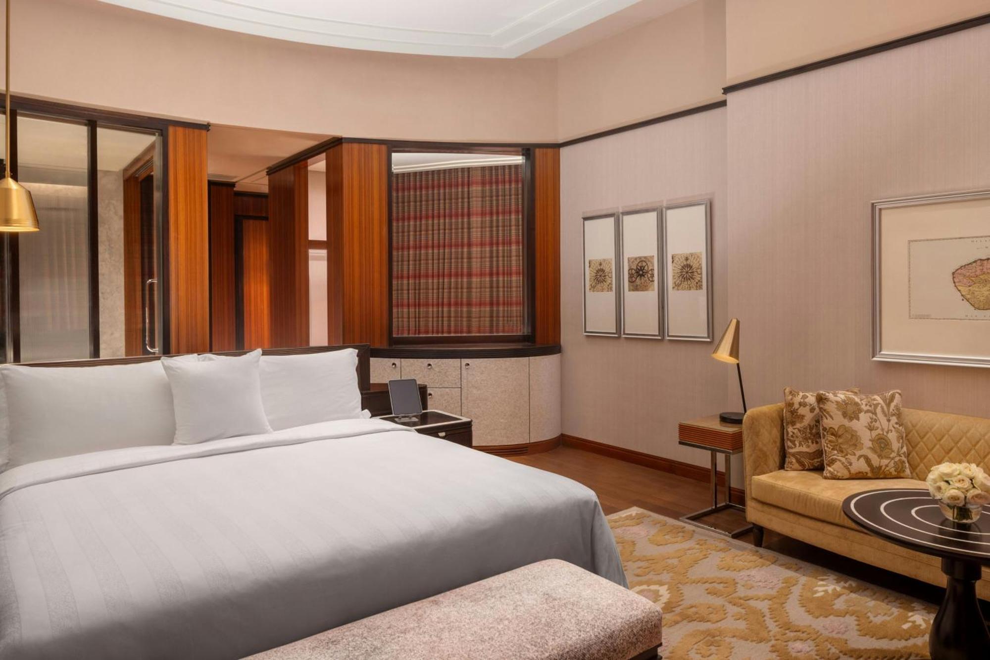 Towers Room with Waterfront View & Private Balcony,1635361125:JPEG