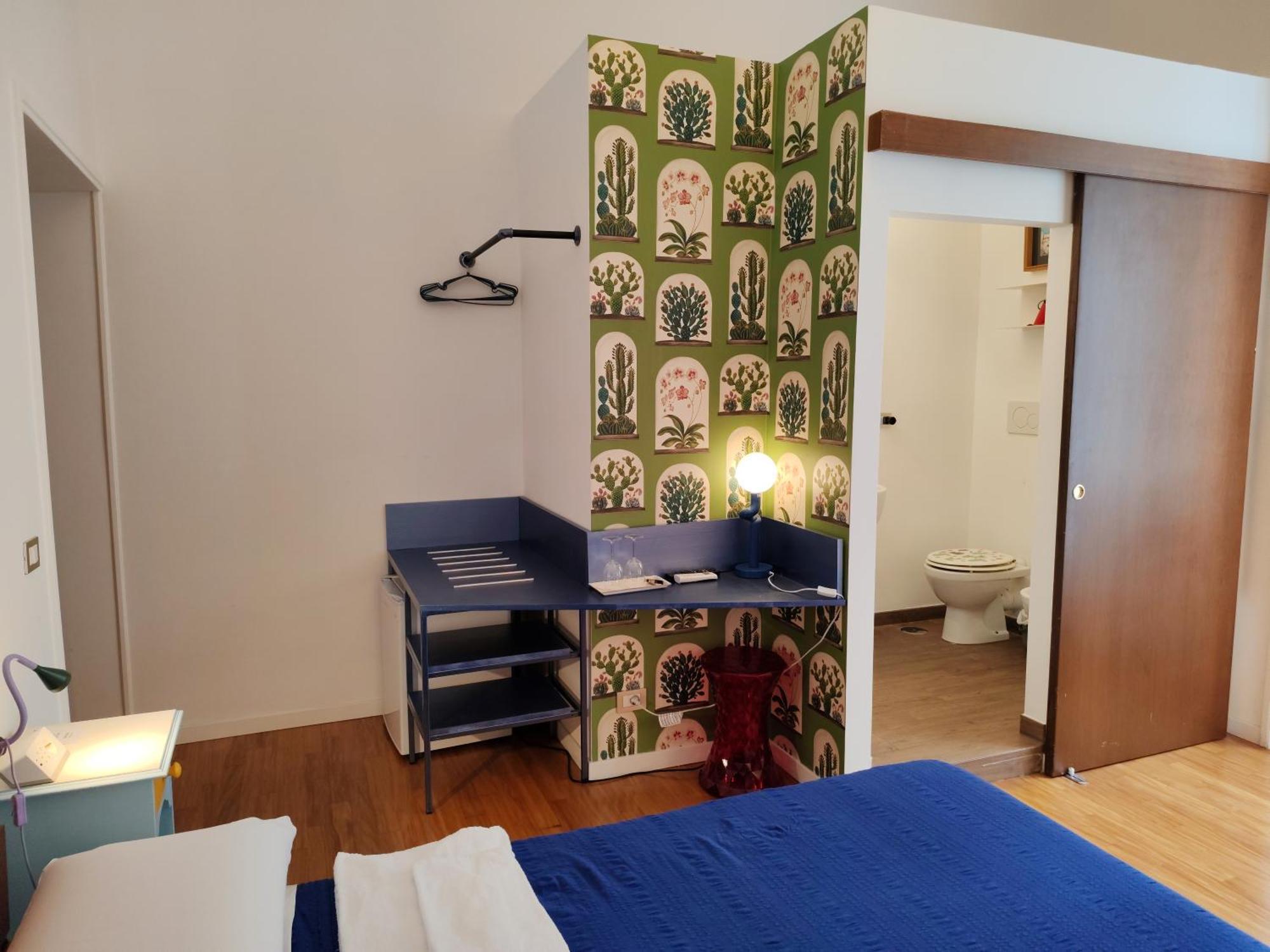 Double Room Private Bathroom