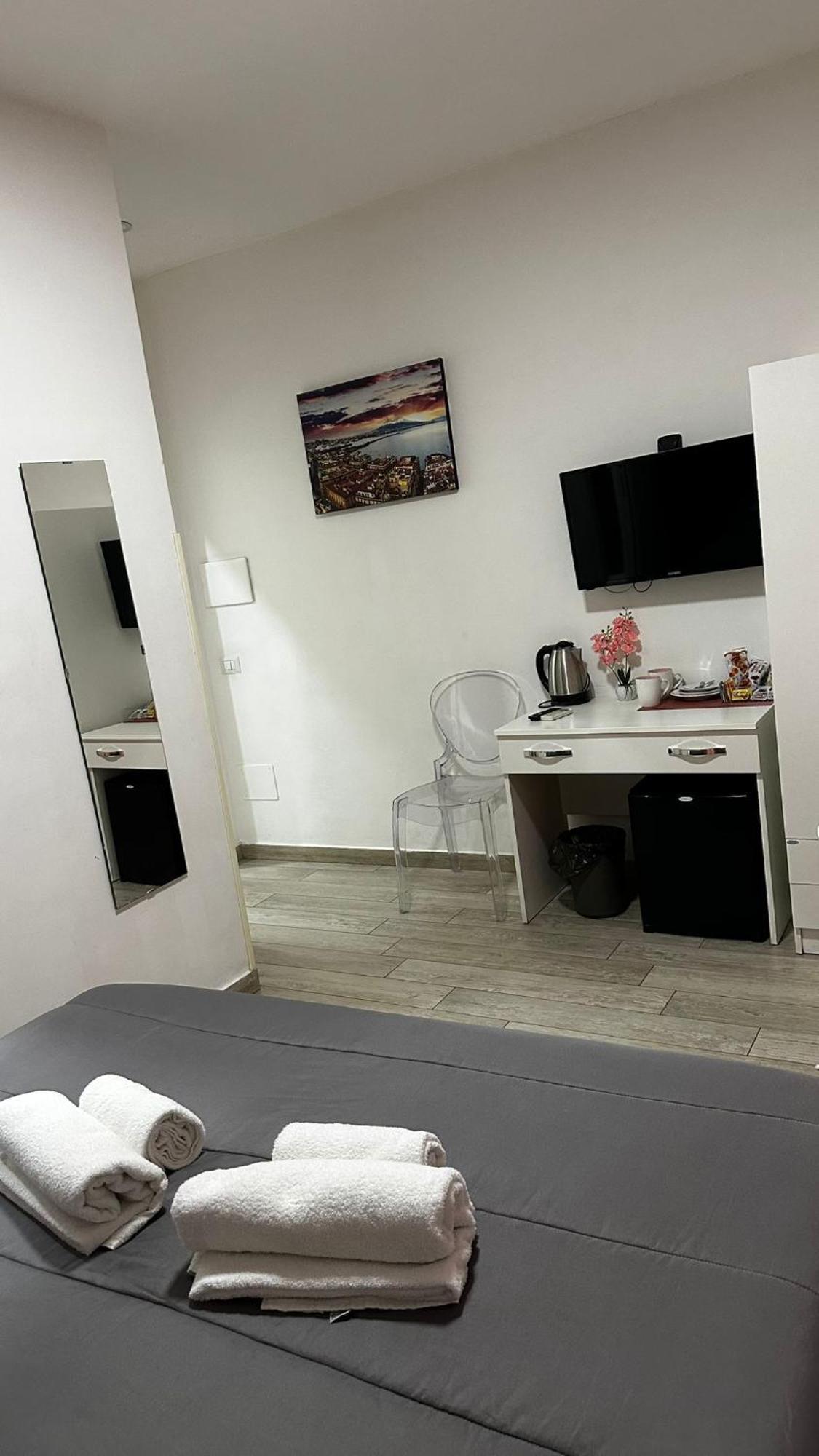 Double Room Private Bathroom