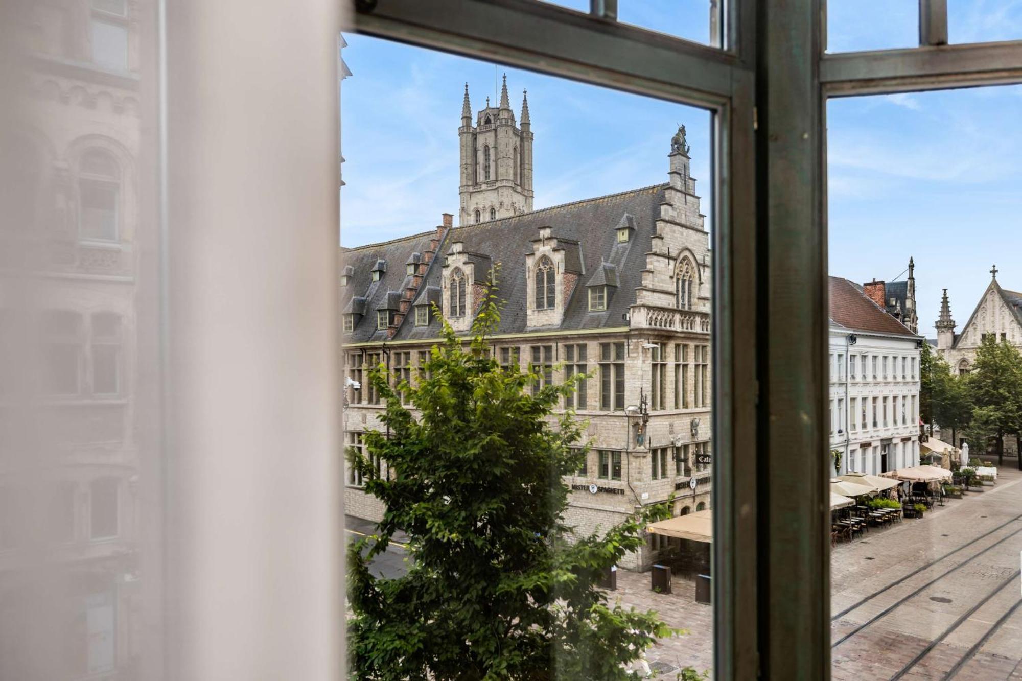 Superior Room View
