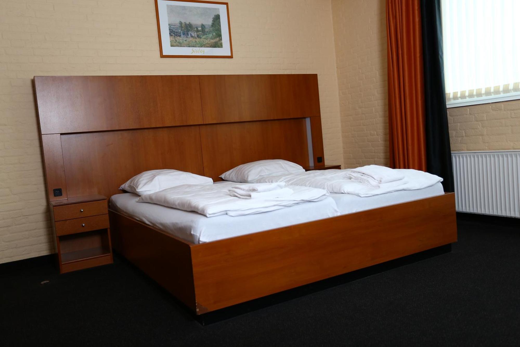 Double Room,1641029645:JPEG