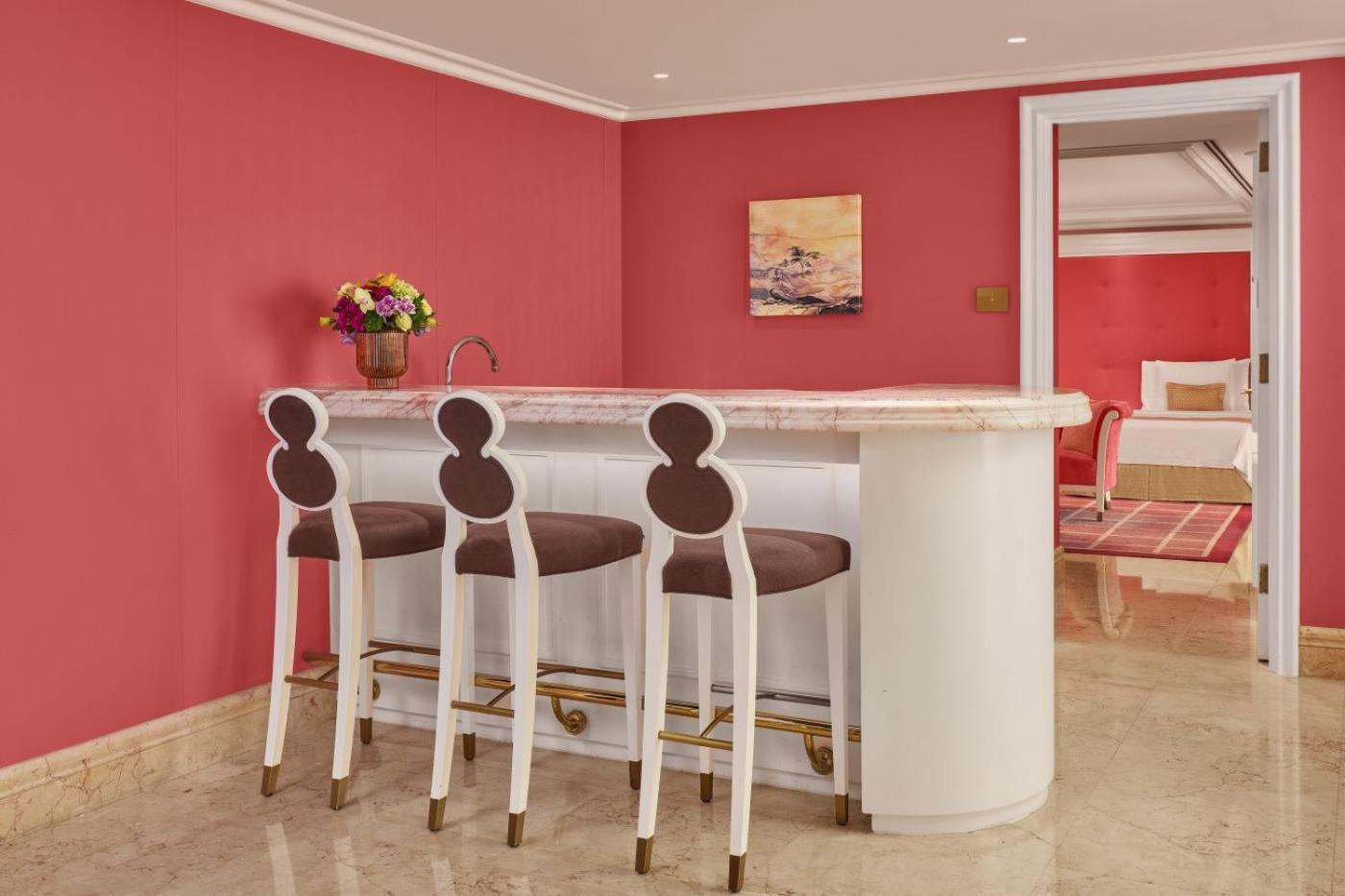 Premium Double Suite,1641067923:JPEG