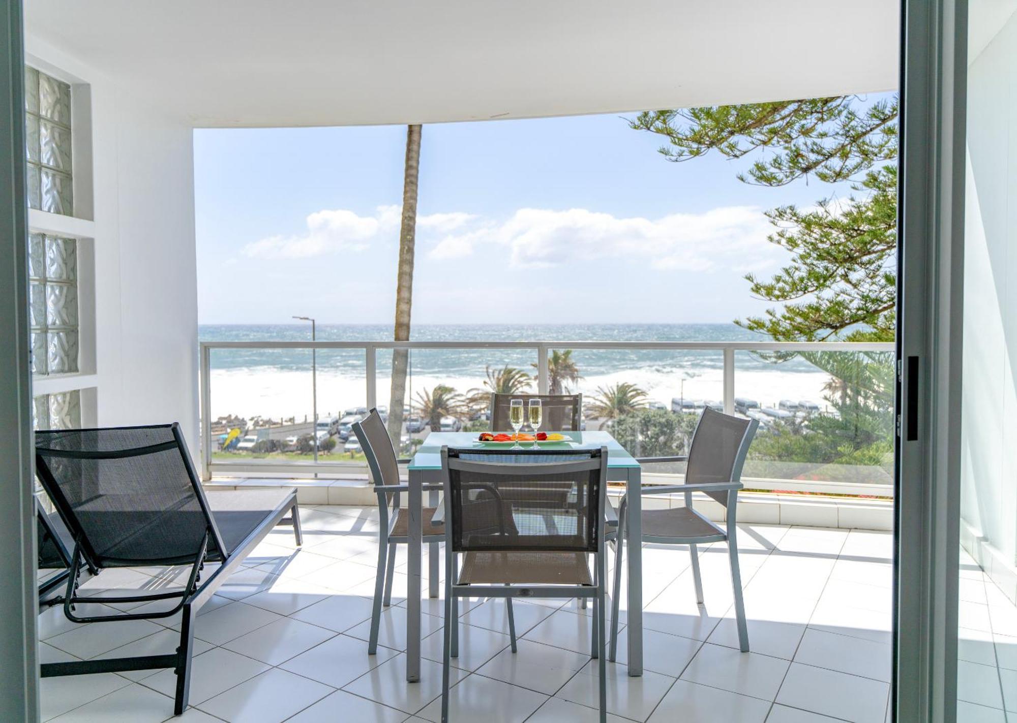 Luxury Two-Bedroom Suite Sea View