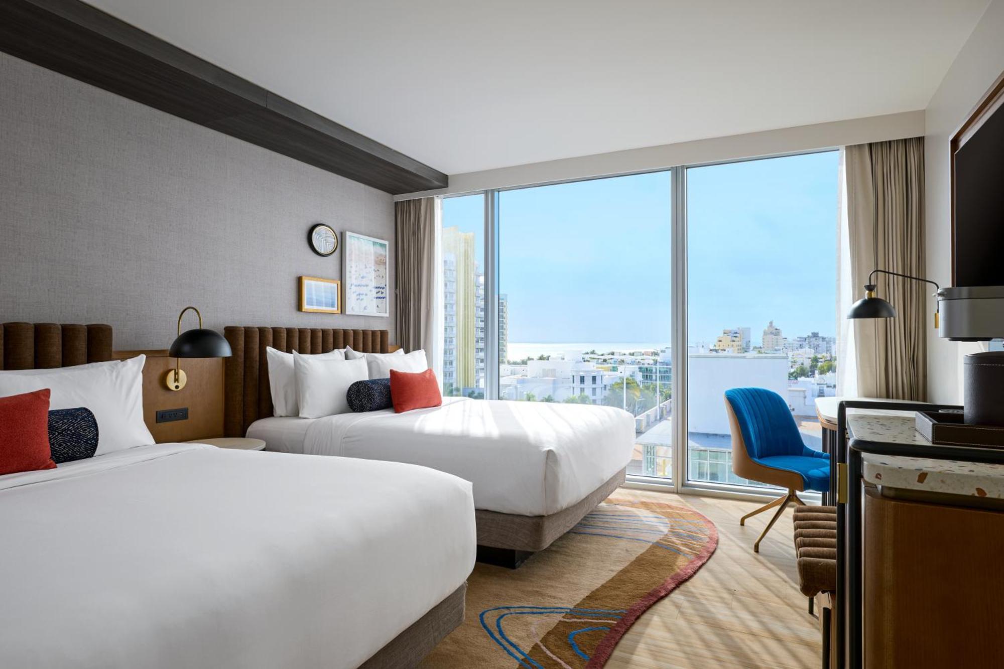 Queen Room Two Queen Beds City View