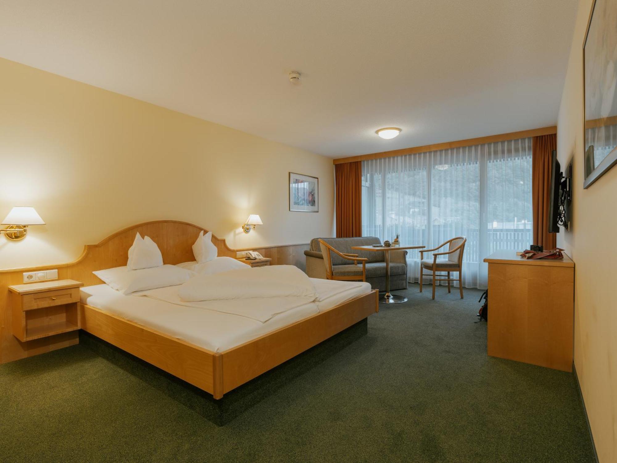 Comfort Double Room Balcony Mountain View