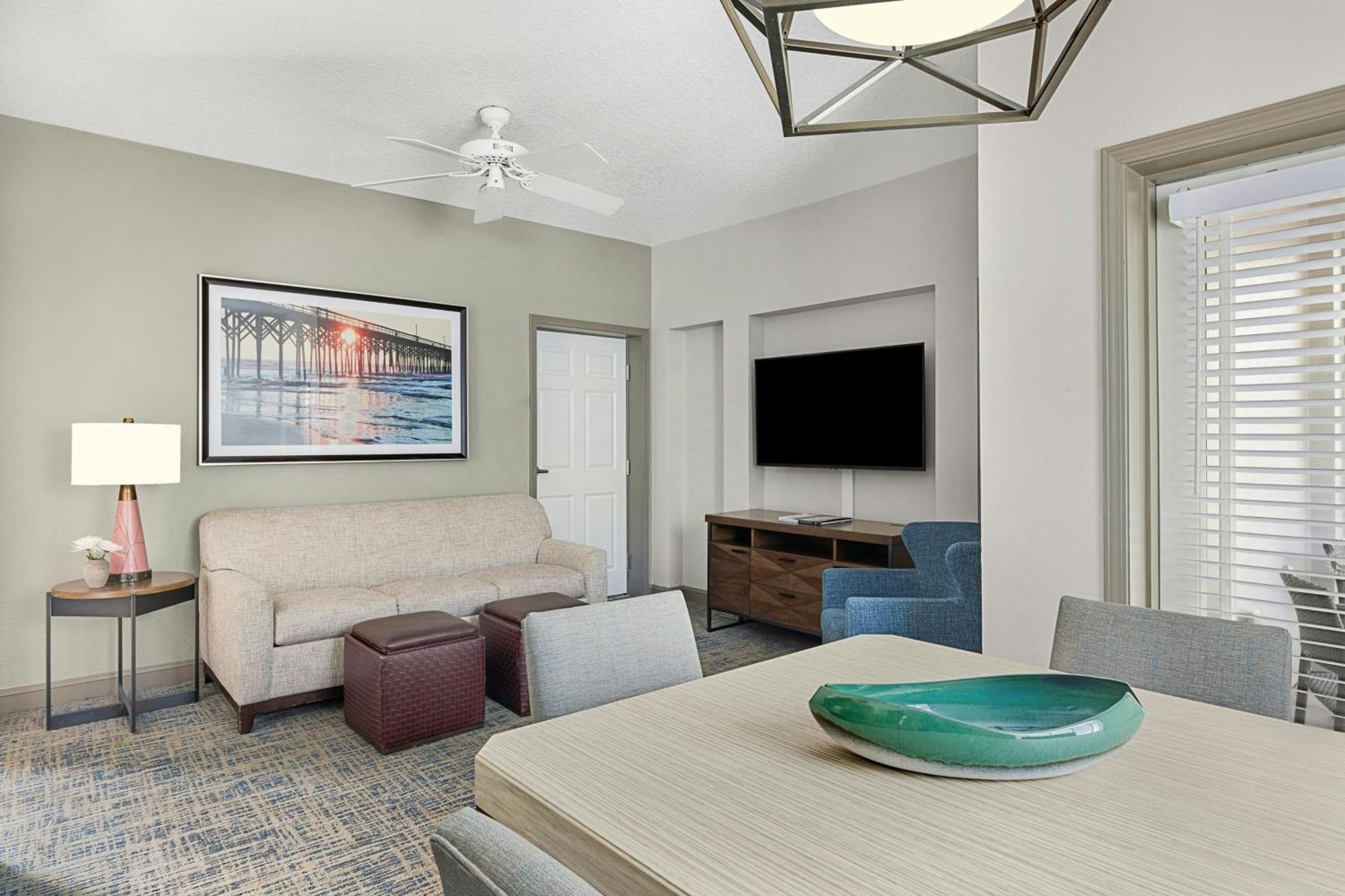 One-Bedroom Queen Villa Sofa Bed