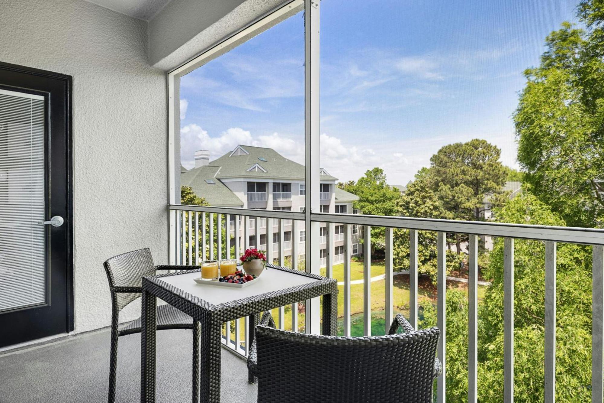 One-Bedroom King Villa Balcony Sofa Bed