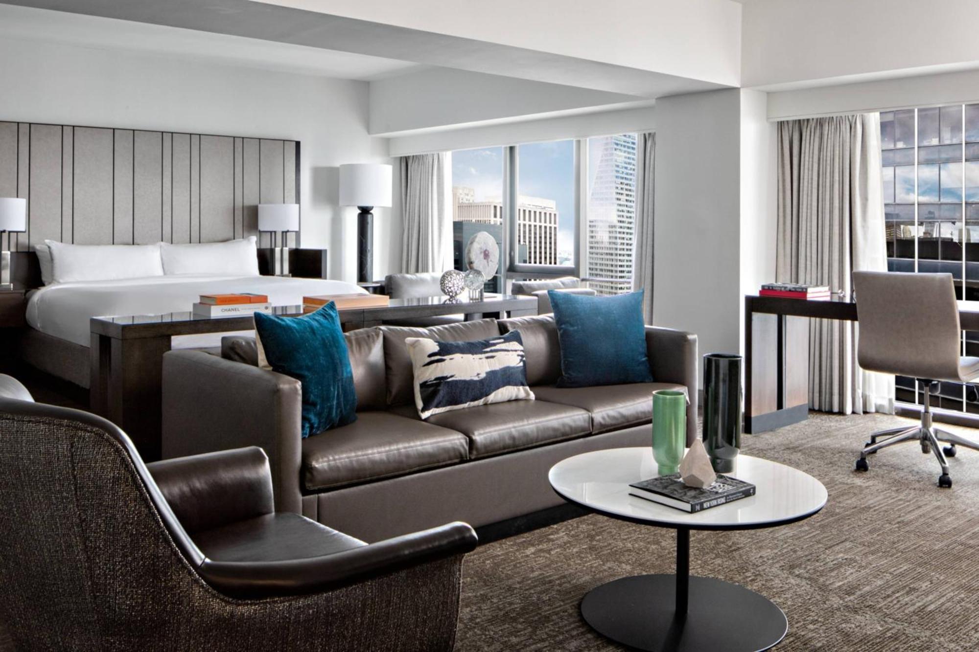 One-Bedroom Presidential King Suite Sofa Bed,1643145911:JPEG