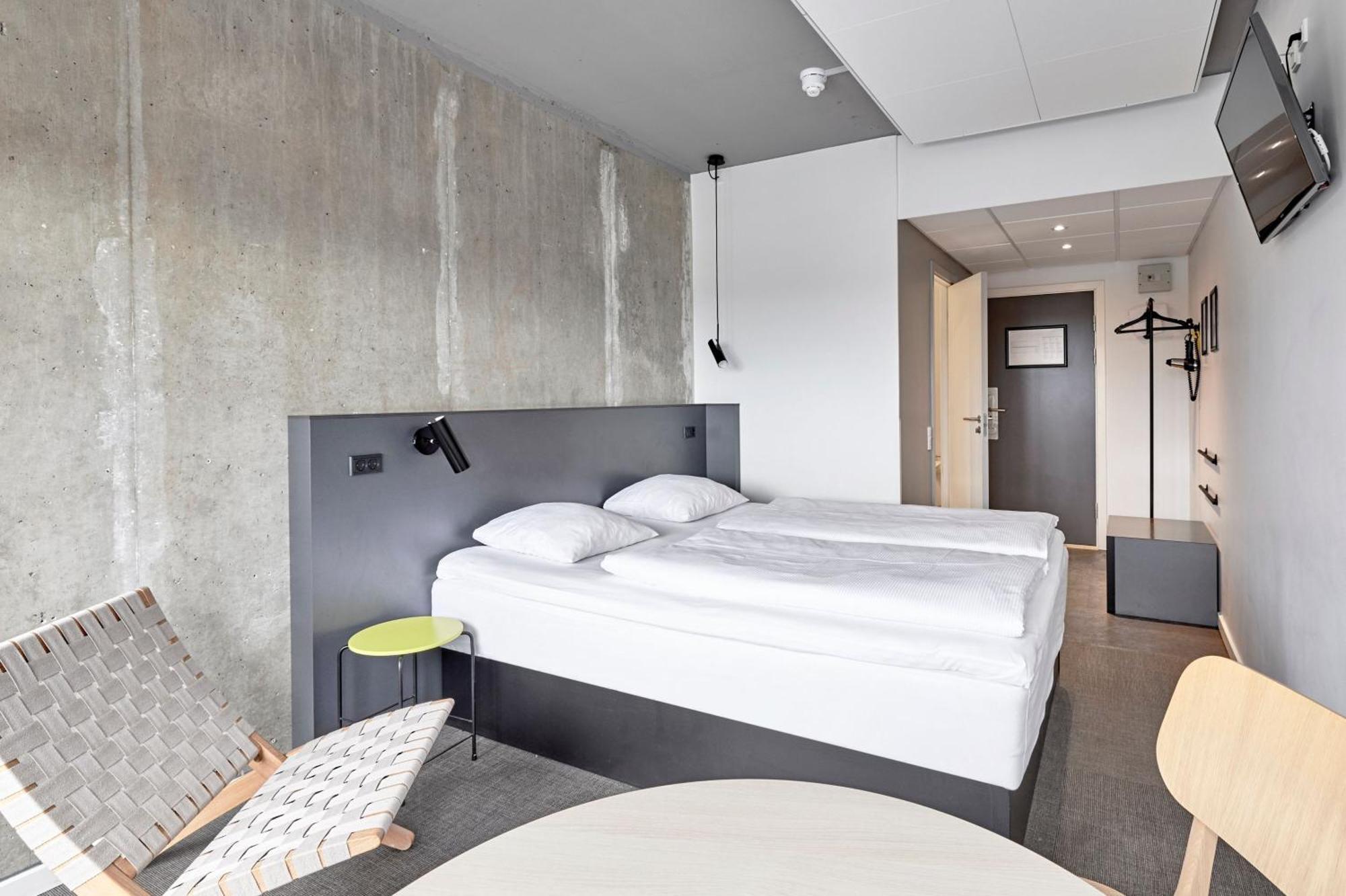 Quarto Duplo Standard