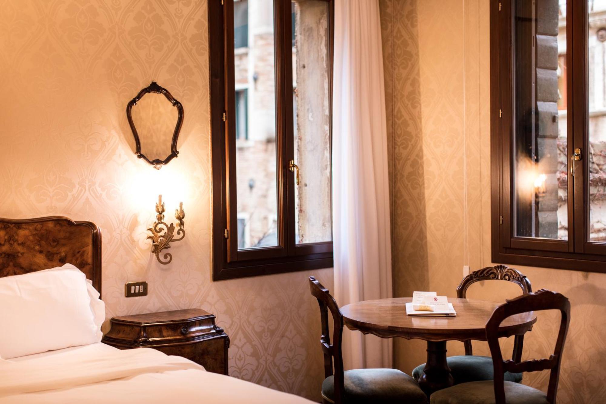 Deluxe Double or Twin Room Garden View