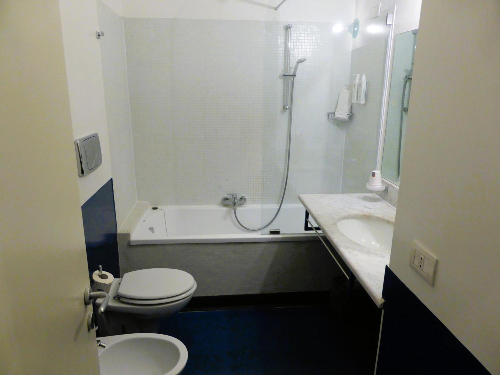Quadruple Room,1644403438:JPEG