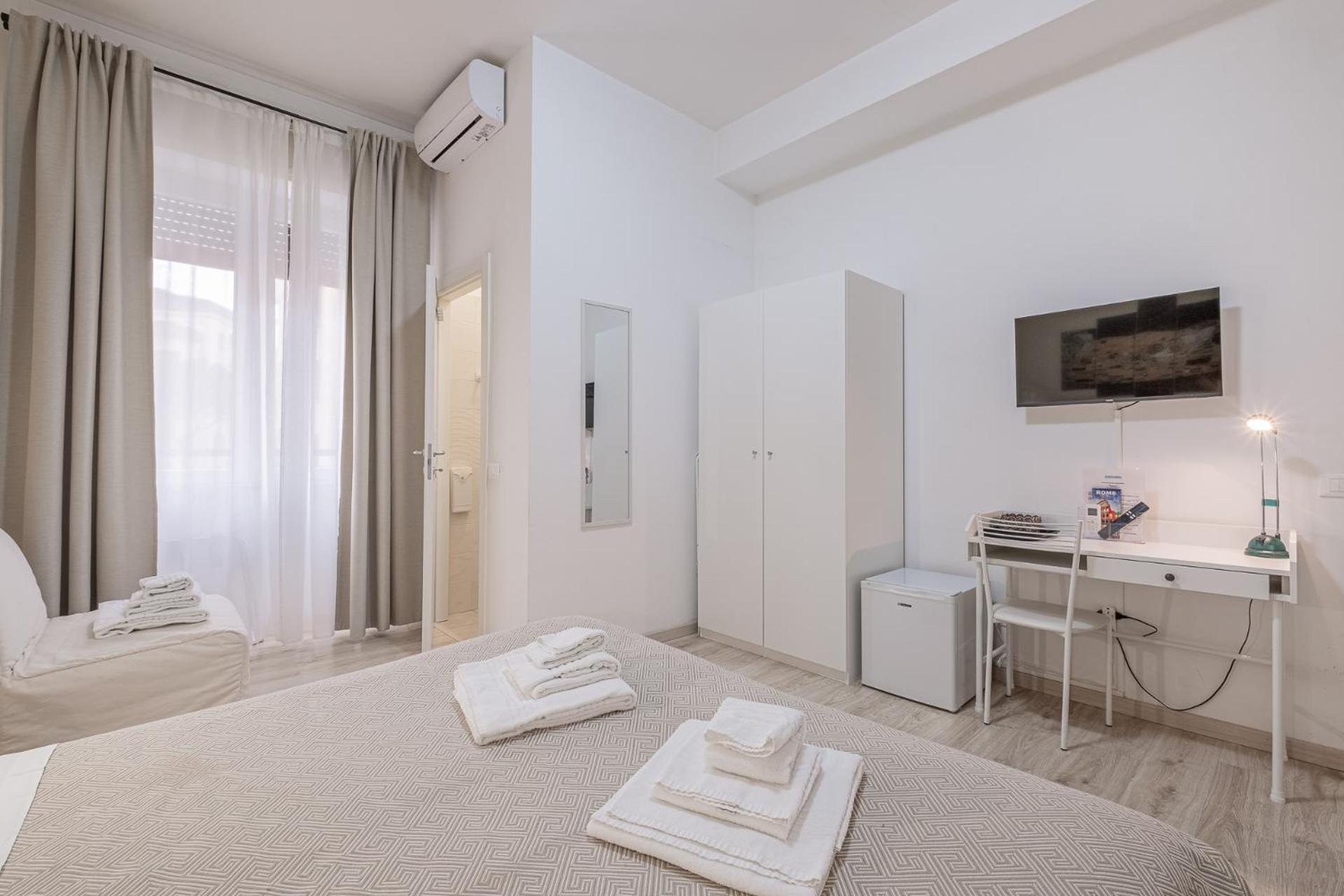 Quadruple Room Private Bathroom