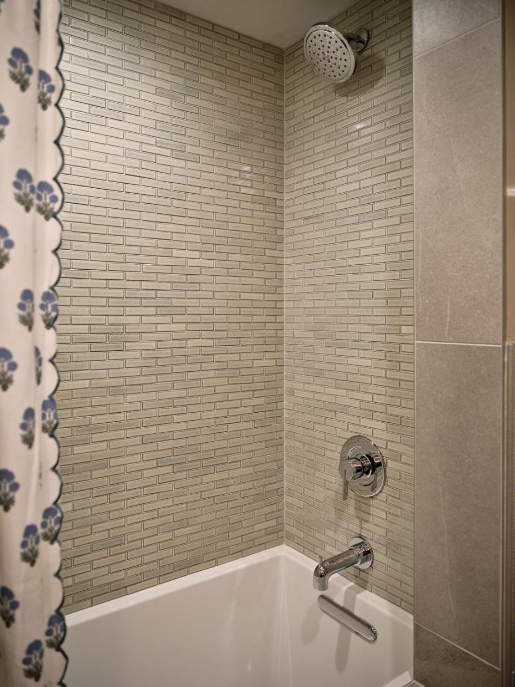 Deluxe Suite,1645691288:JPEG