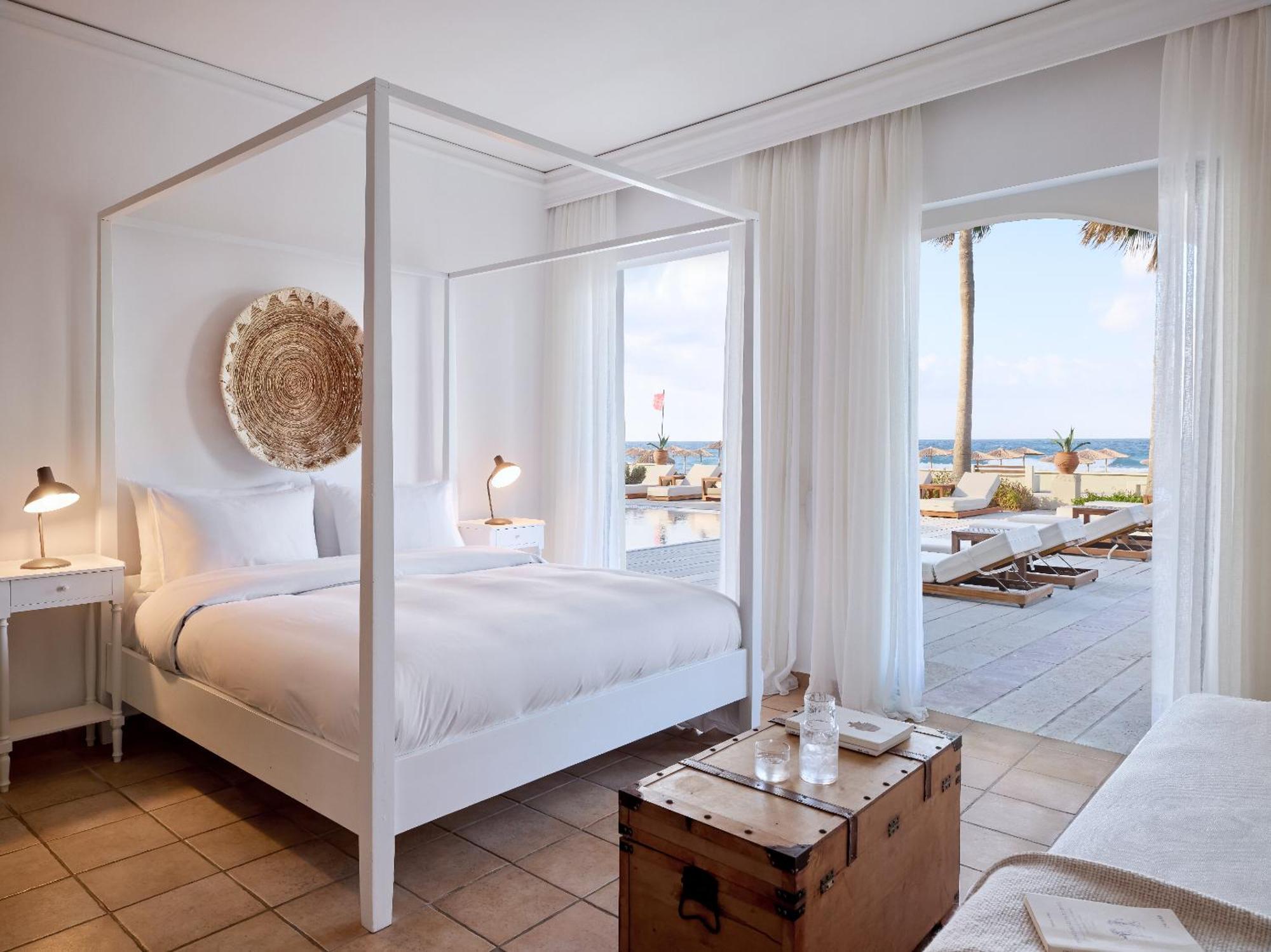 Appartement Citta Vecchia au bord de la piscine