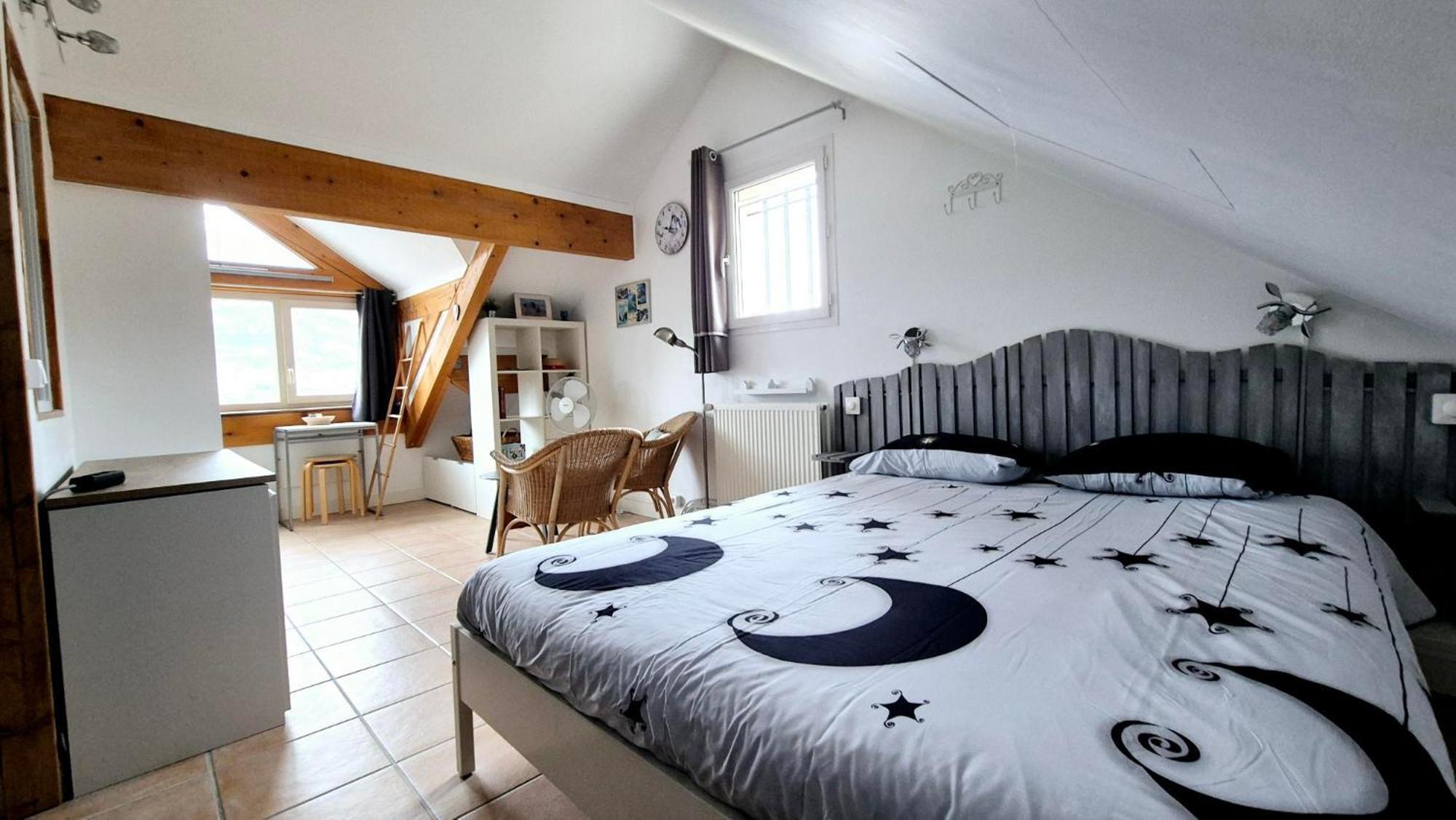 King Room Lake View