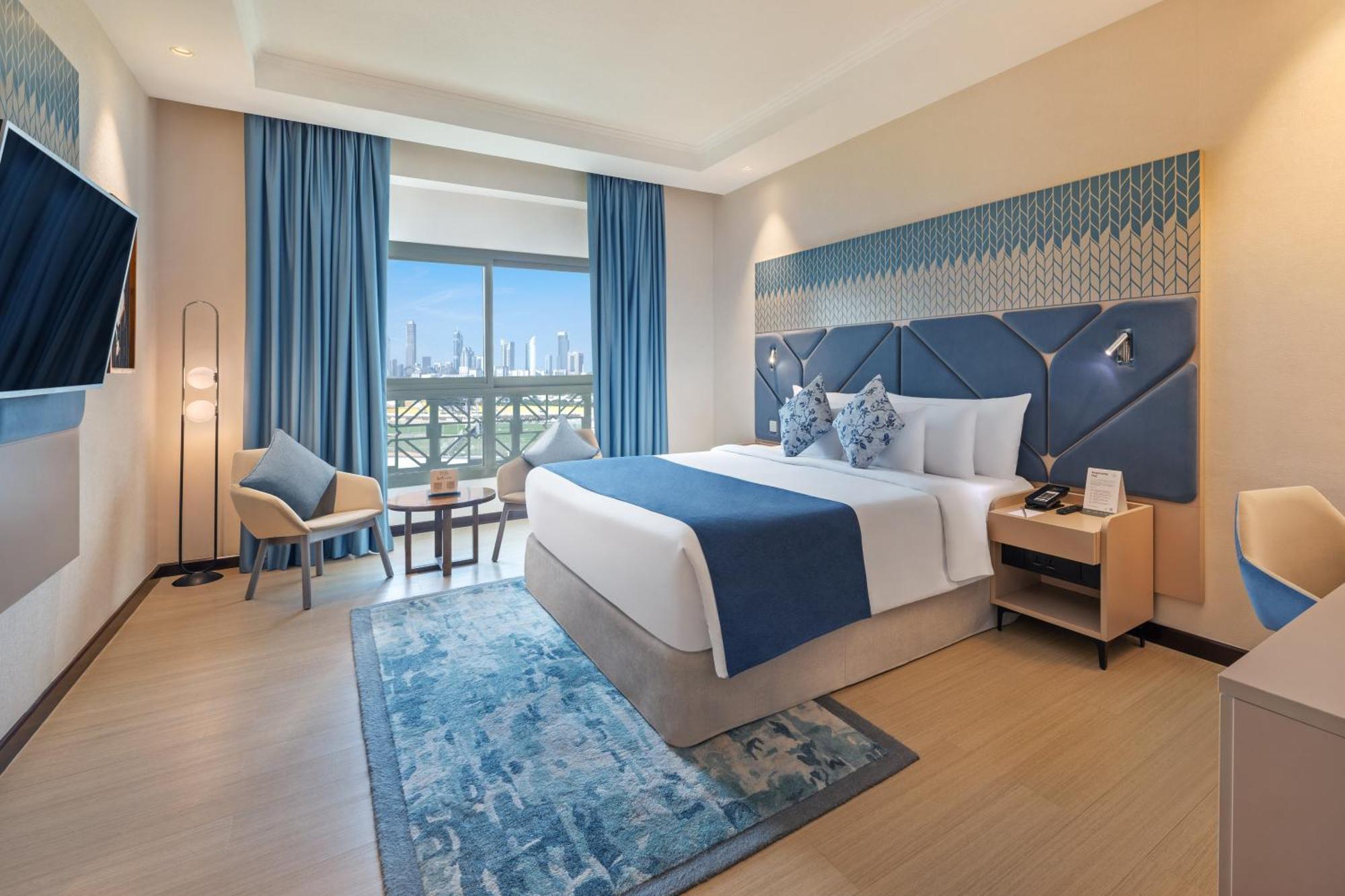 Deluxe Room F&B Complimentary Shuttle to Dubai Mall & La Mer Beach