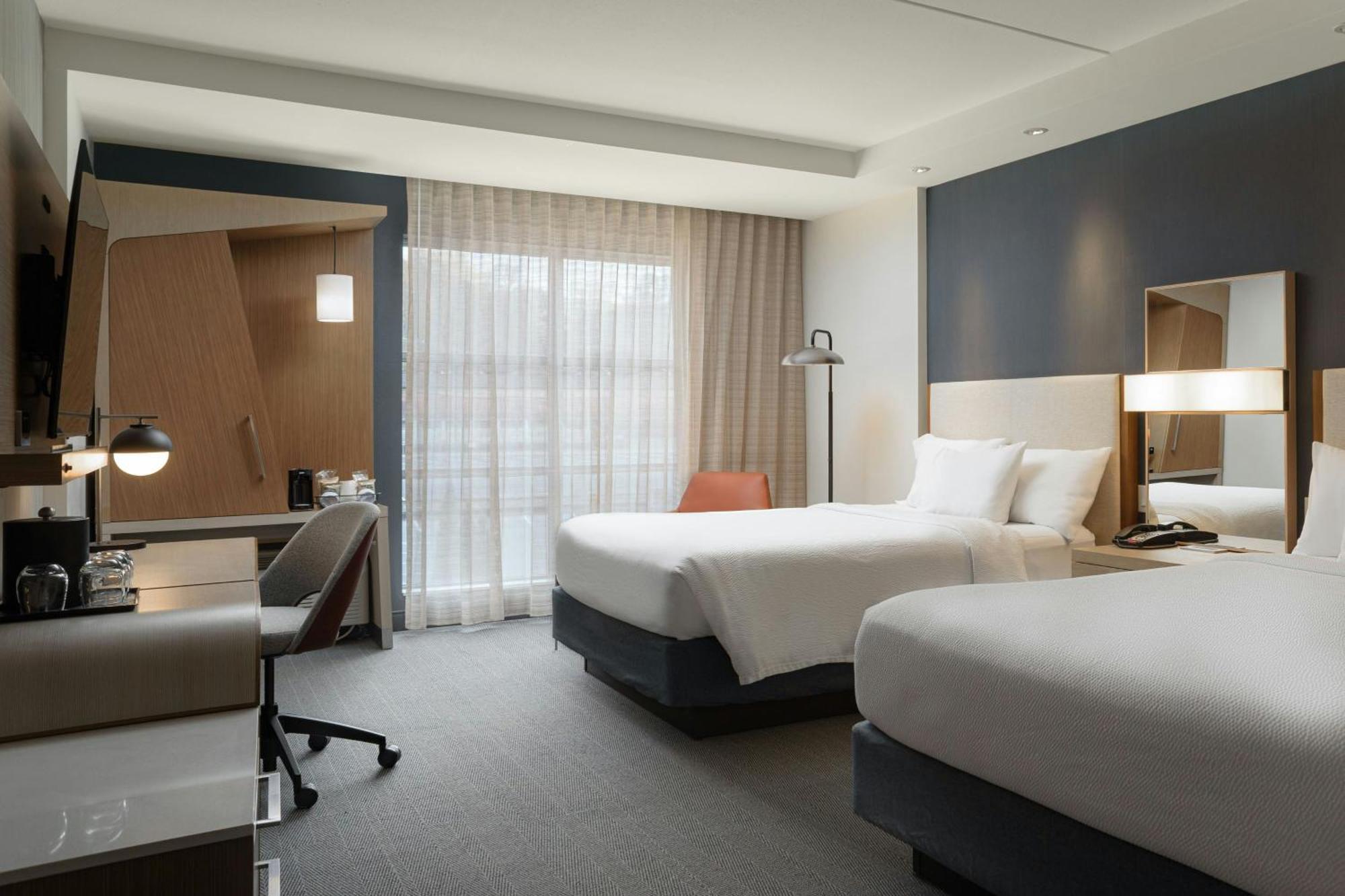 Queen Room with Two Queen Beds,1649045306:JPEG