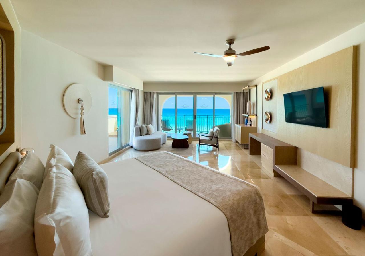 Grand Royal Suite Jacuzzi adults only 18