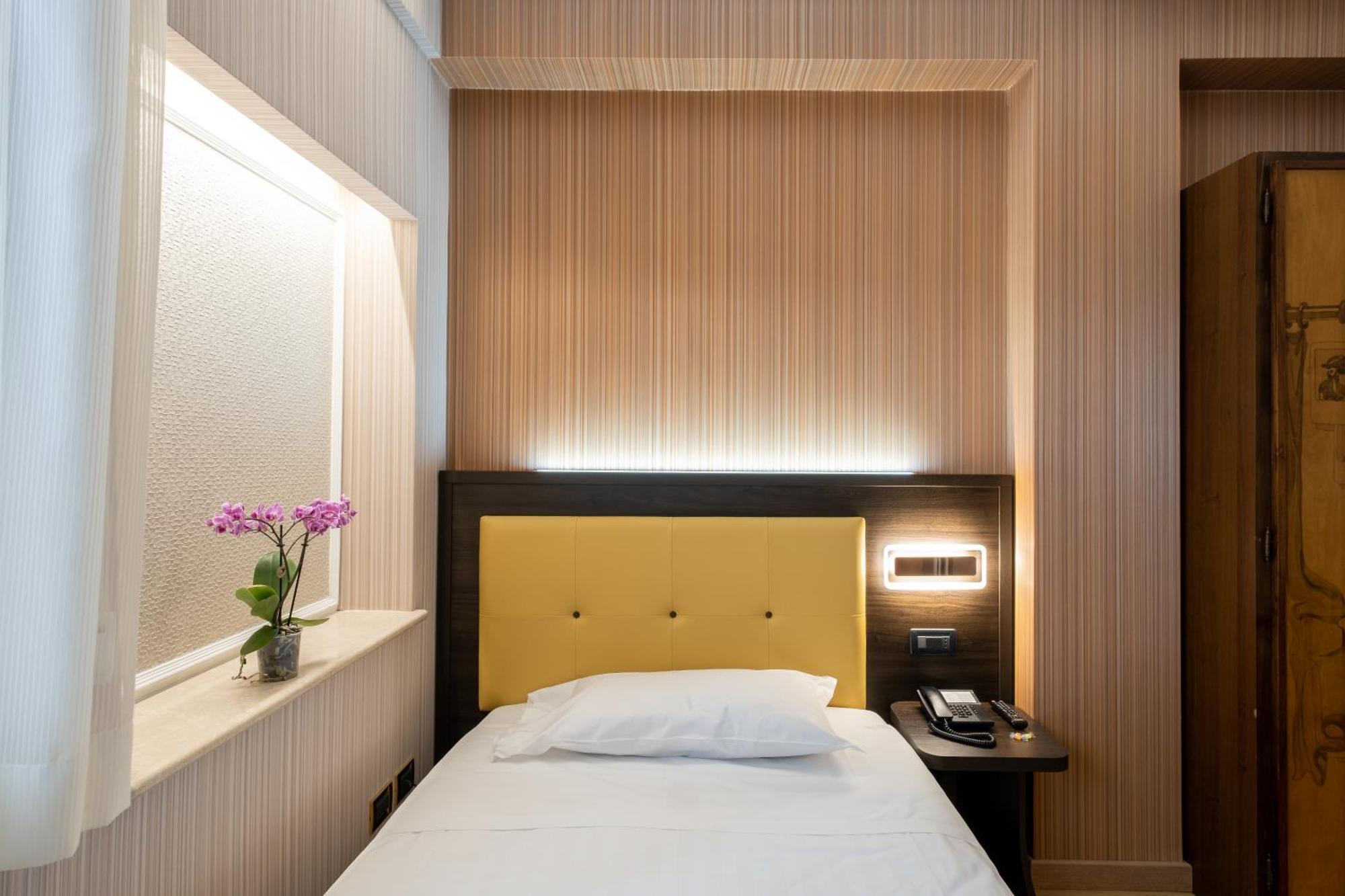 Single Room French Bed
